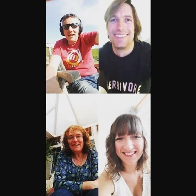 Nothing like a catch-up with your best friends to lift the spirits! Grateful for the technology that allows us to stay in touch AND plan more musical projects. More coming soon!

#4play #stringquartet #friends #lockdownmusic #violin #viola #cello #di