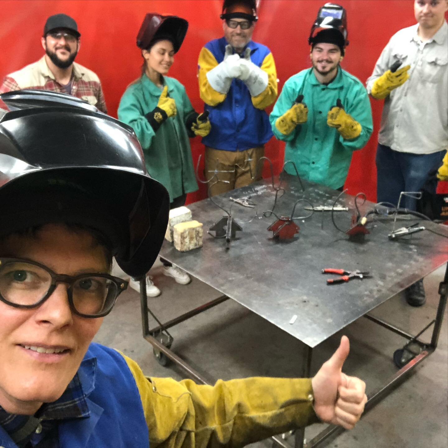 Epic Fall &lsquo;22 times part 1&hellip; @unm_art @unmsculpture 
1. Material Studies: METAL, bending/forming/welding collab
2.  Bday eyeball espresso cup realness by the inimitable @krispmills 
3.  Roswell/Carizzozo/Las Cruces class field trip, hangi