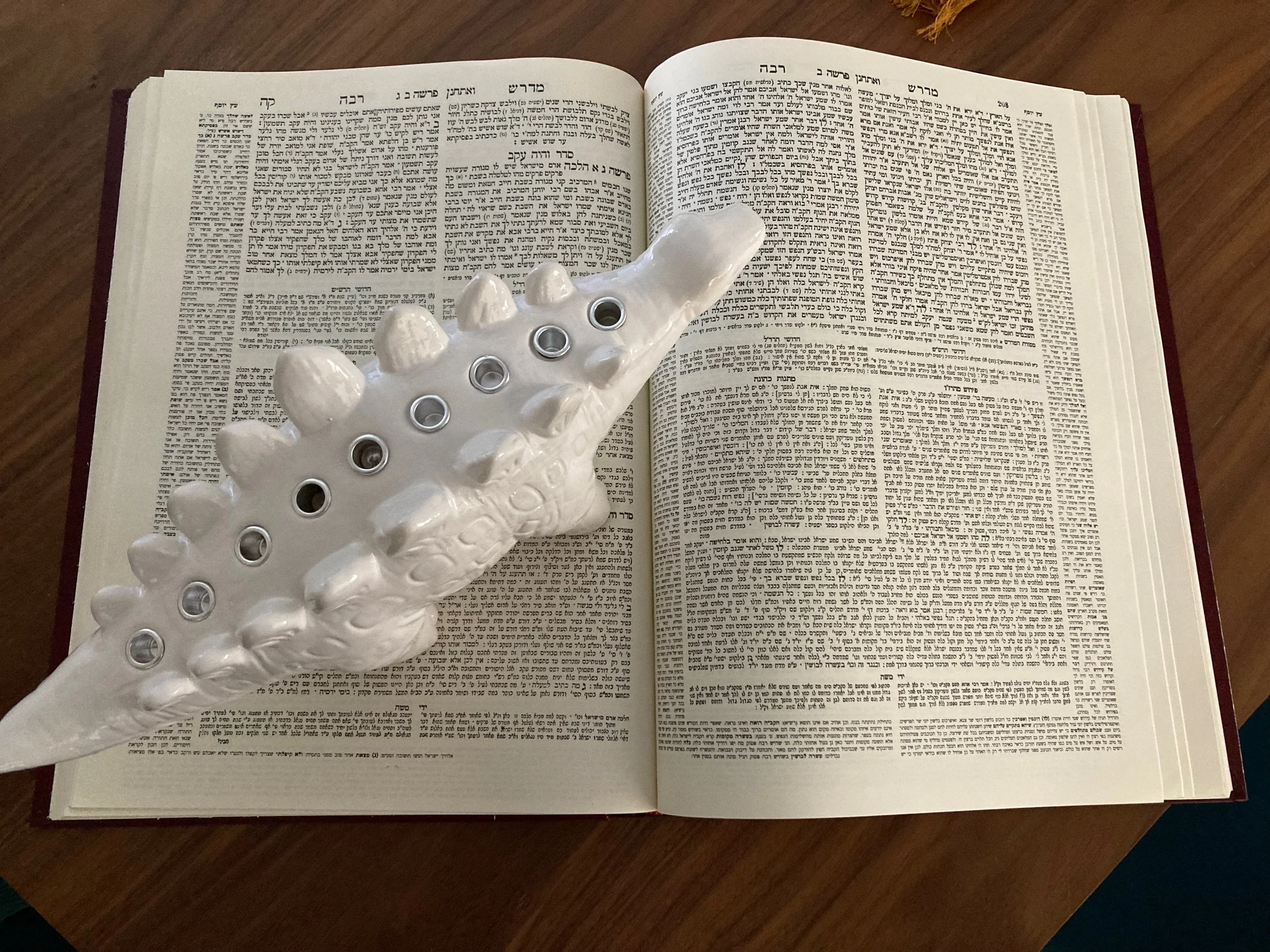 Light + Might: Hanukkah Text Study