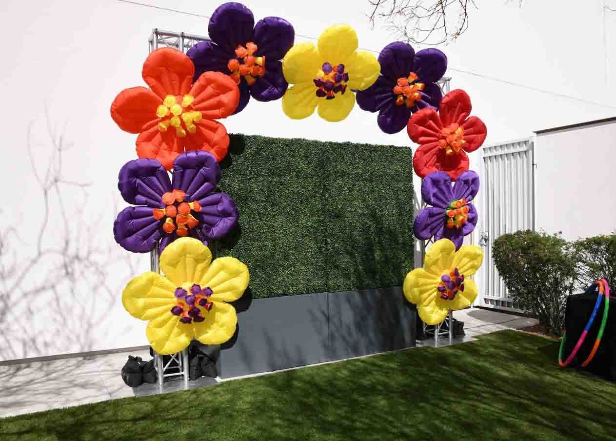 Inflatable Flowers