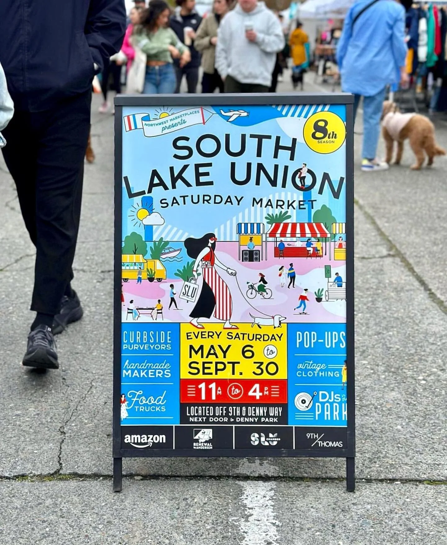 This weekend @slusaturdaymarket returns for its 8th season! Taking place Saturdays May 6th through Sept 30th from 11-4 on 9th Ave N, 9th & Thomas is a proud sponsor of the market in the heart of @southlakeunion ☀️ 
9th & Thomas is open weeke