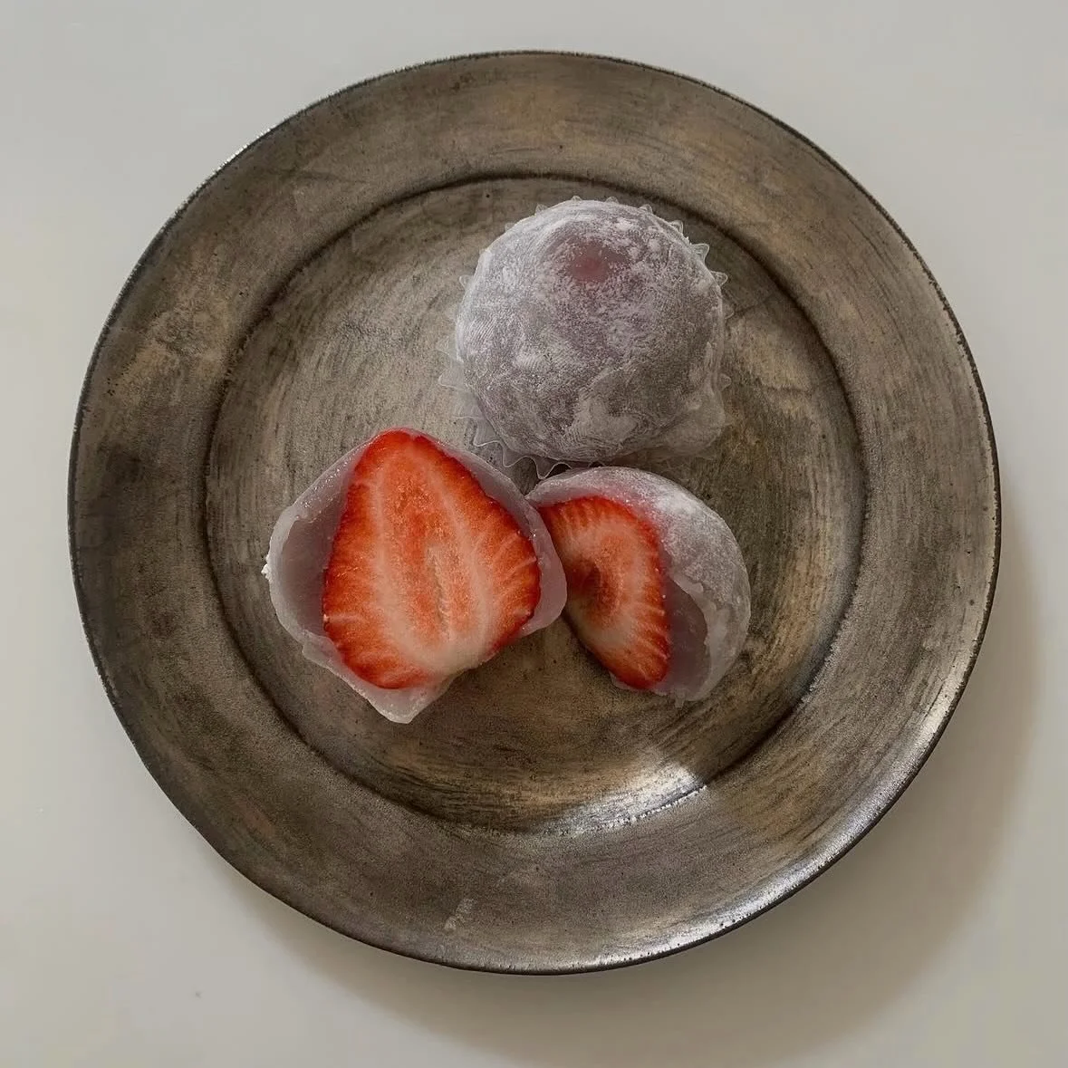 @standardmatcha pop-up at HQ3 from 11am - 2pm this Sat 5/23 and Sun 5/24 🍓 Japanese Wagashi Menu:

- Ichigo Daifuku: Soft &amp; chewy mochi stuffed with redbean paste and strawberry

- Ichigo Anmitsu: Japanese sweet dessert made with kanten jelly, a