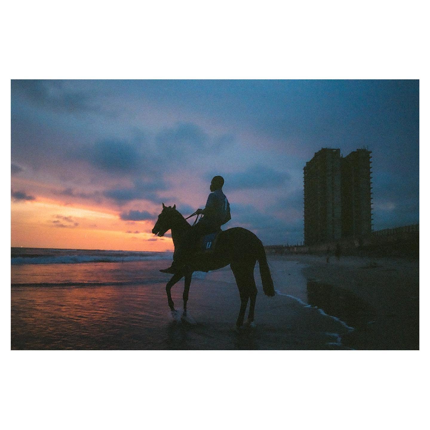My old film camera broke on me over a year ago and it took me too long to replace it. Missed the joy of simply photographing the pretty moments that pass us by on our way
&bull;
&bull;
&bull;
&bull;
&bull;
#filmphotography #35mm #nikon #kodak #portra