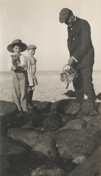  The annual Crane Beach children’s picnic was started by Florence and Richard Teller Crane, Jr. in 1911. They originally invited children from Ipswich schools to come celebrate their son’s birthday at Crane beach. Here we see Richard Teller Crane, Jr