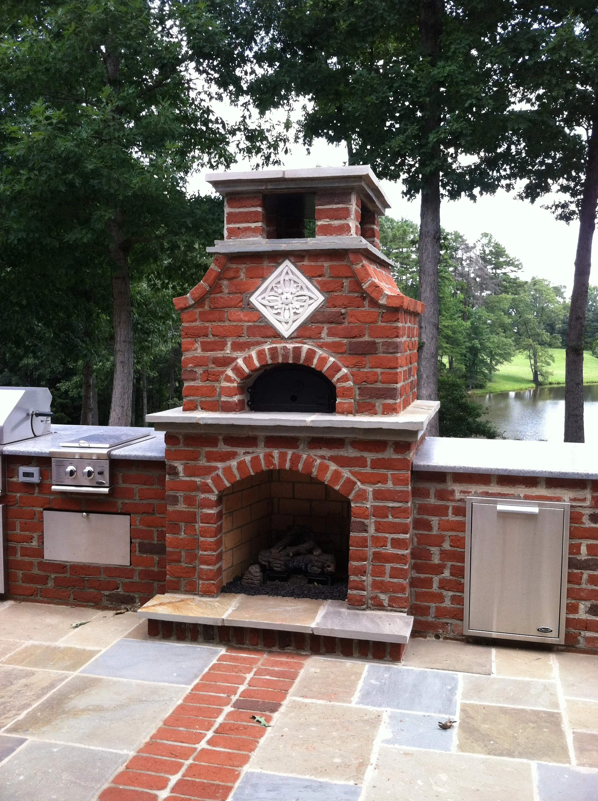 Adams pizza oven 02.JPG