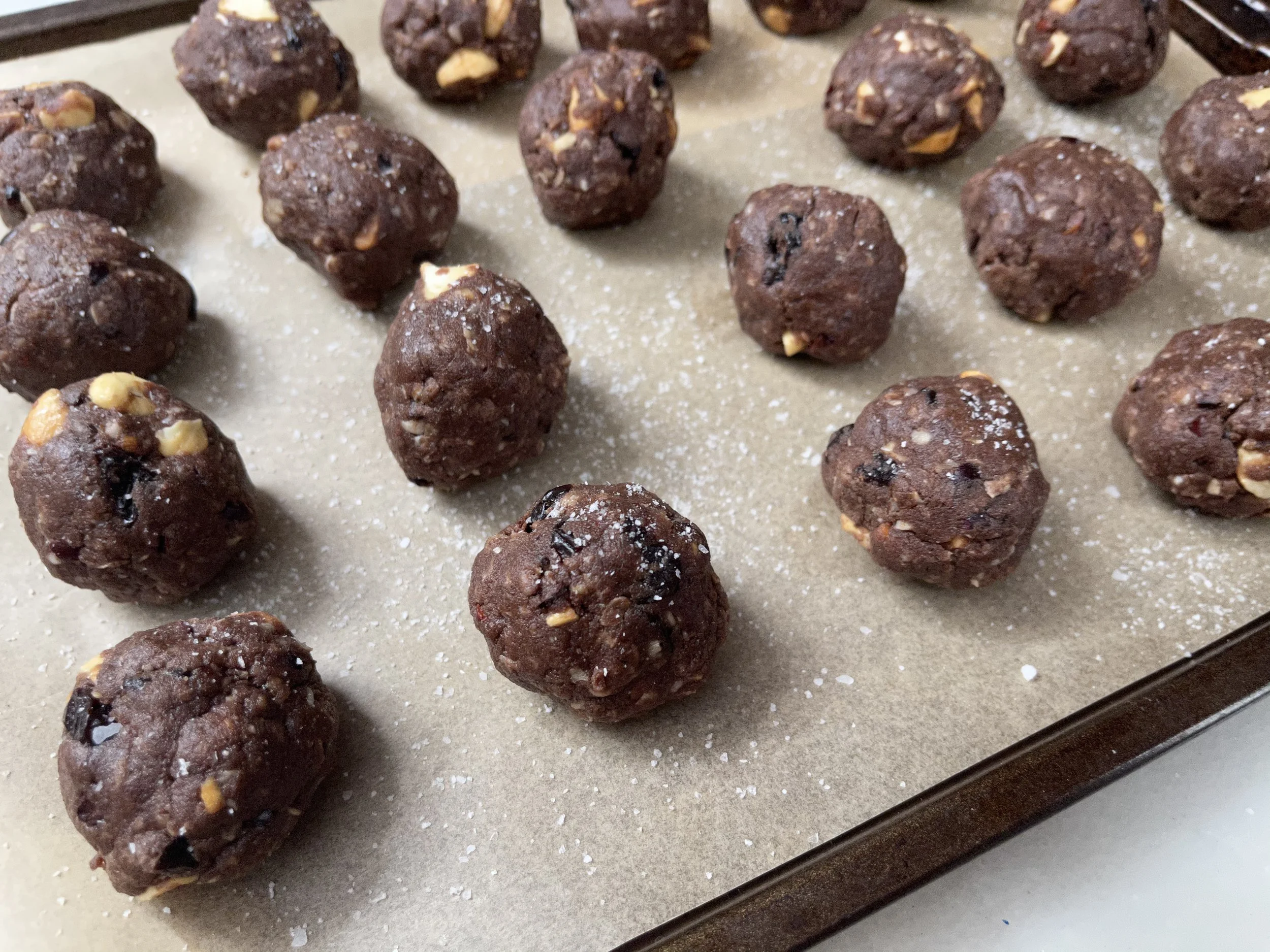 Chocolate Cherry Sea Salt Protein Balss 