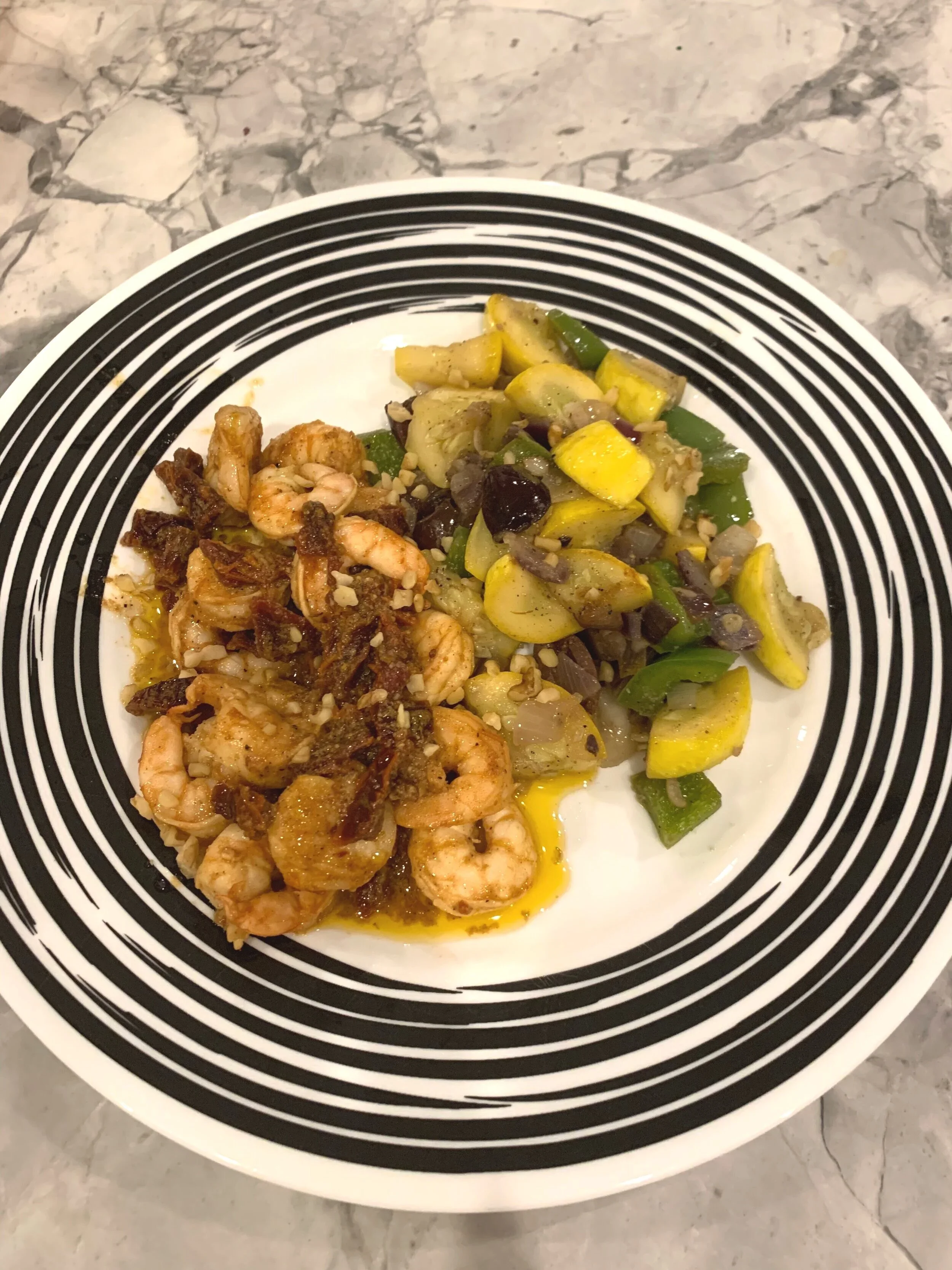 Sundried Tomato Shrimp with Summer Squash &amp; Green Peppers