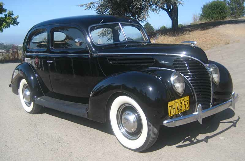 1938 Ford Deluxe Tudor