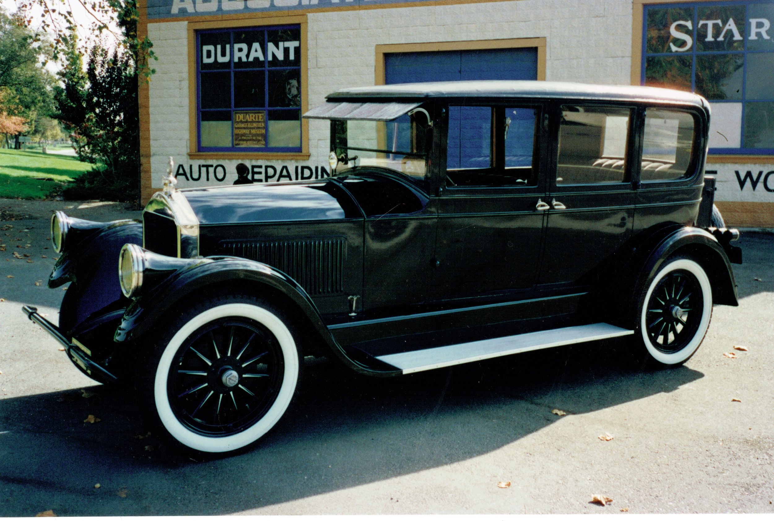 1925 Pierce Arrow Model 80 
