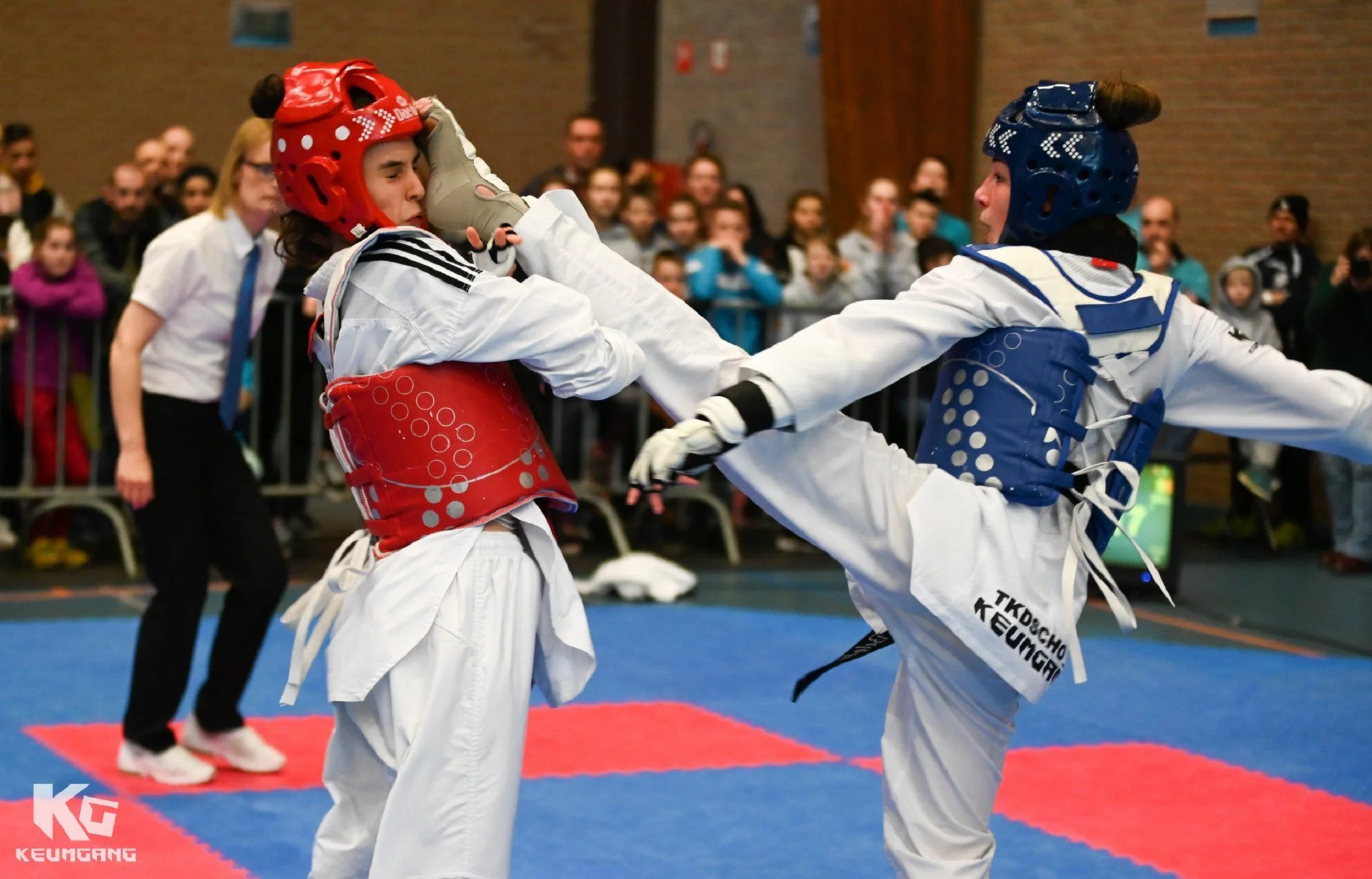 WAT_Sparring_2.jpg