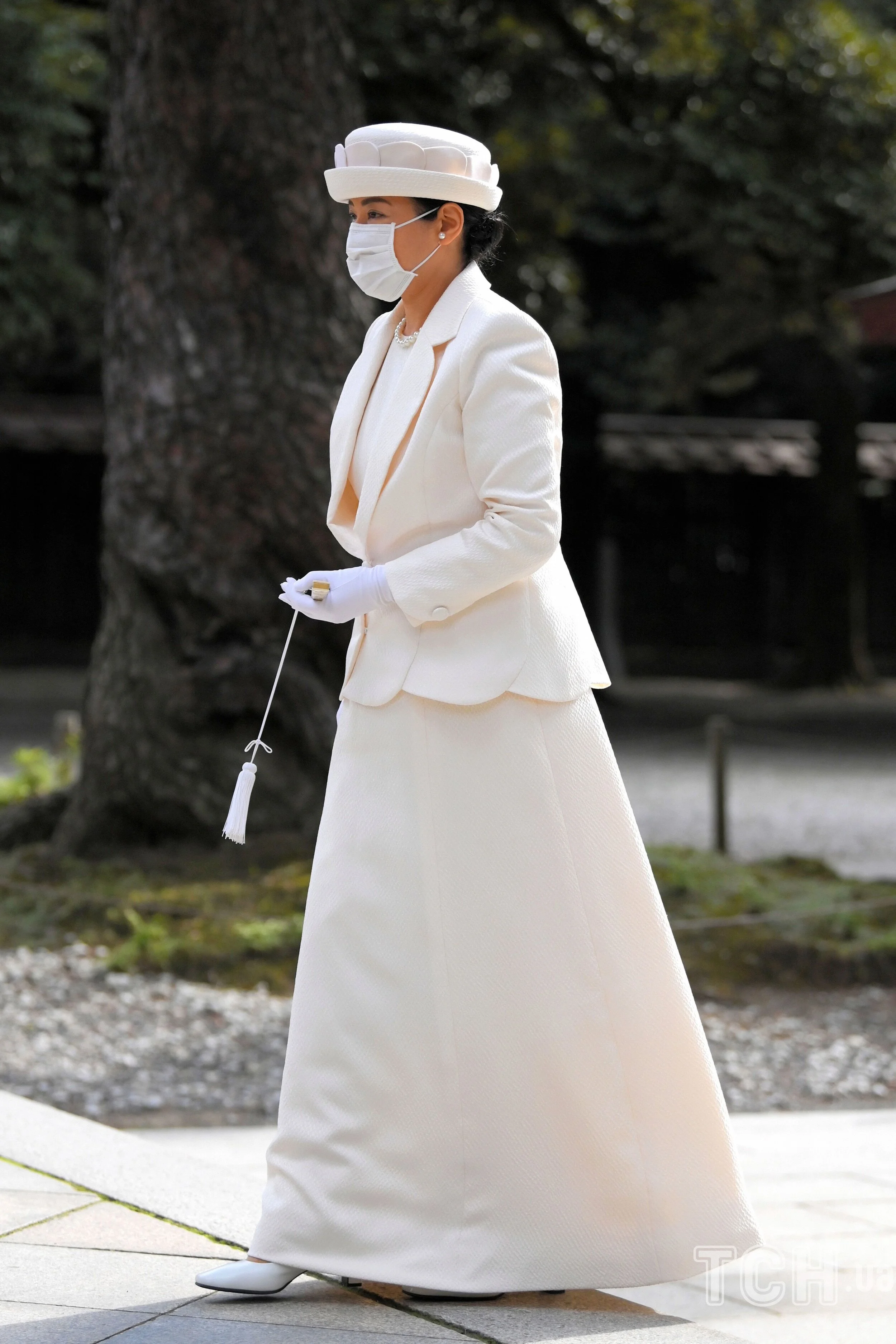 The Emperor and Empress of Japan Visit Meiji Jingu