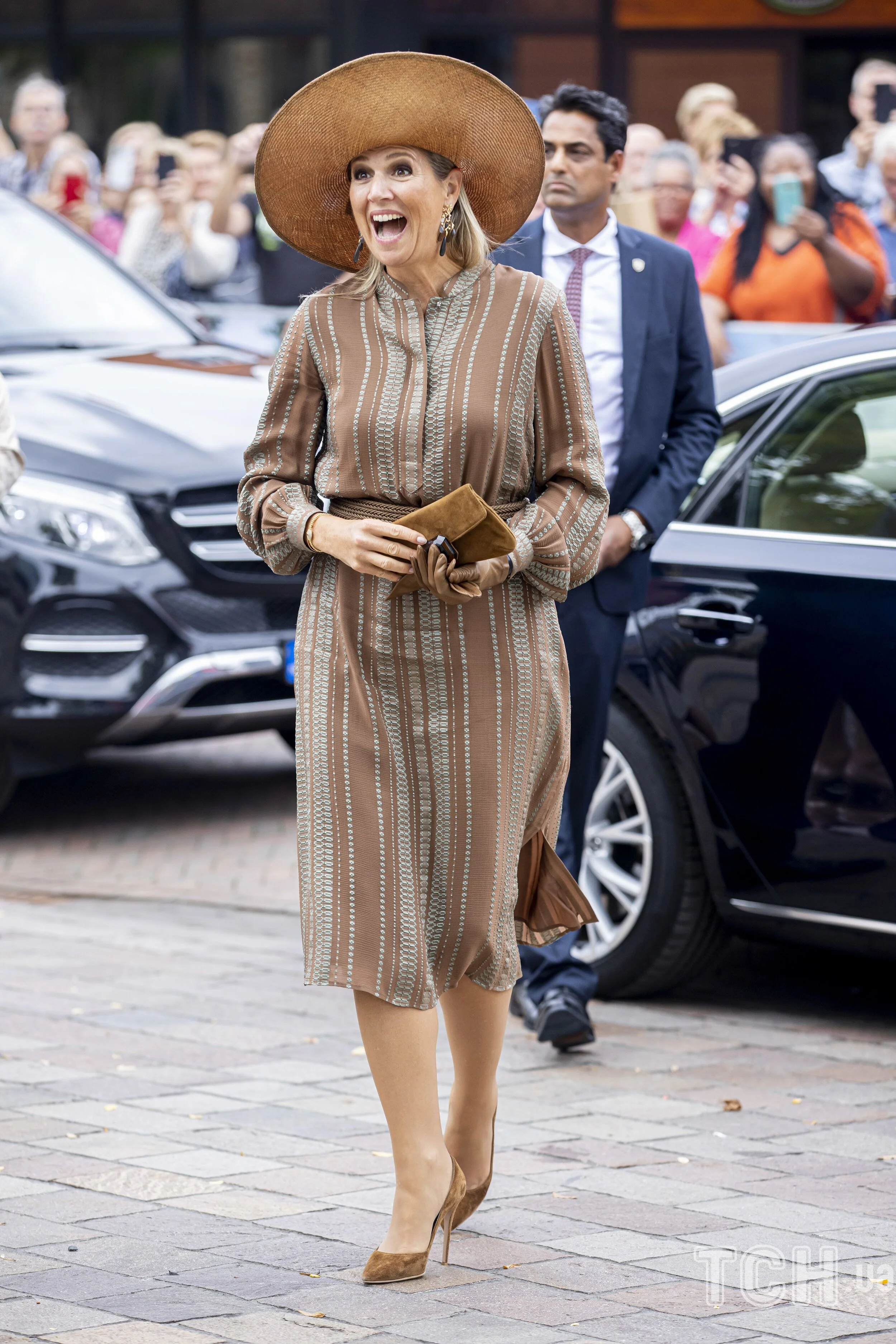 Queen Maxima Opens House of Culture and Governance in Hoogezand