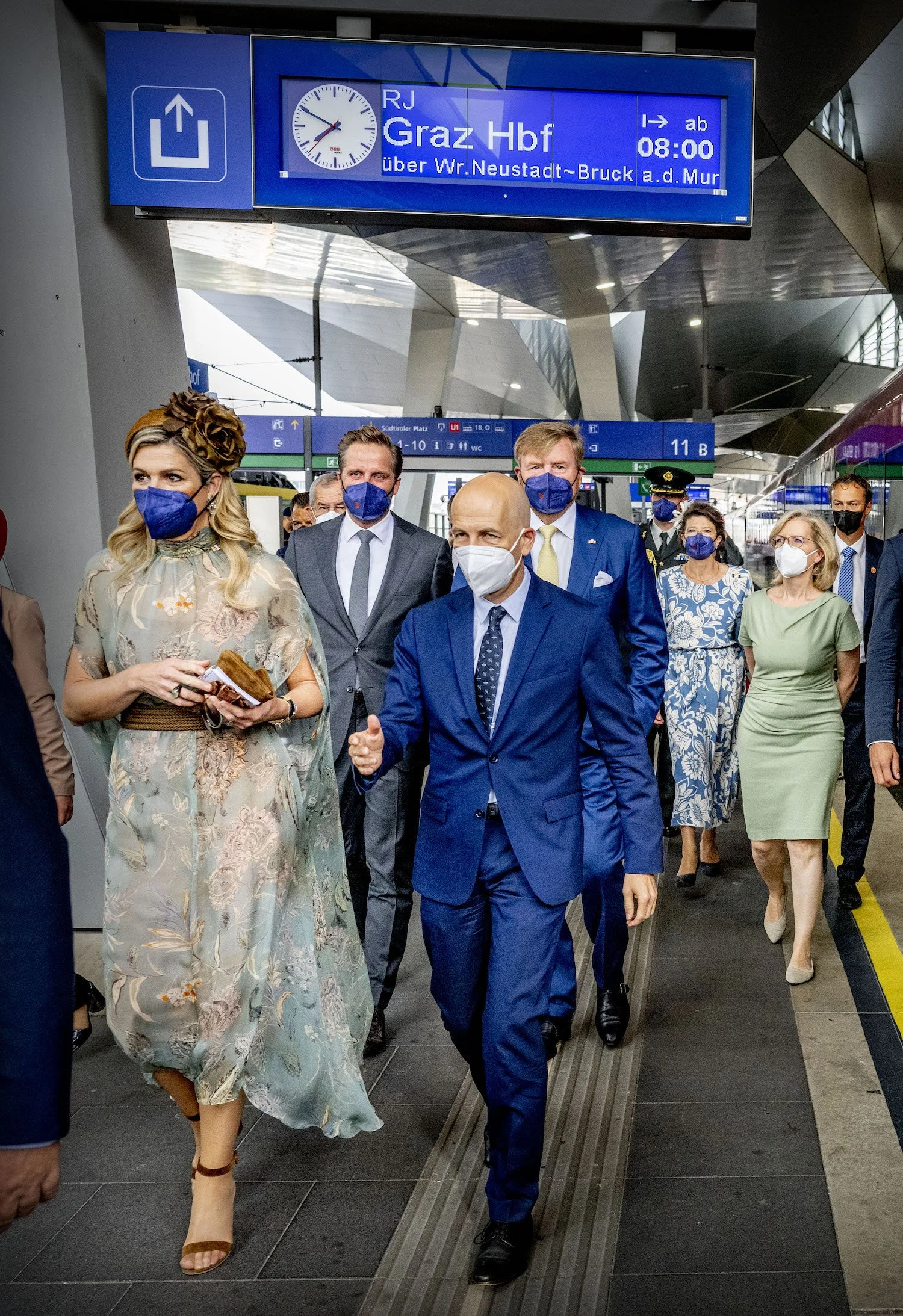 The King and Queen of the Netherlands Travel to Graz by Train