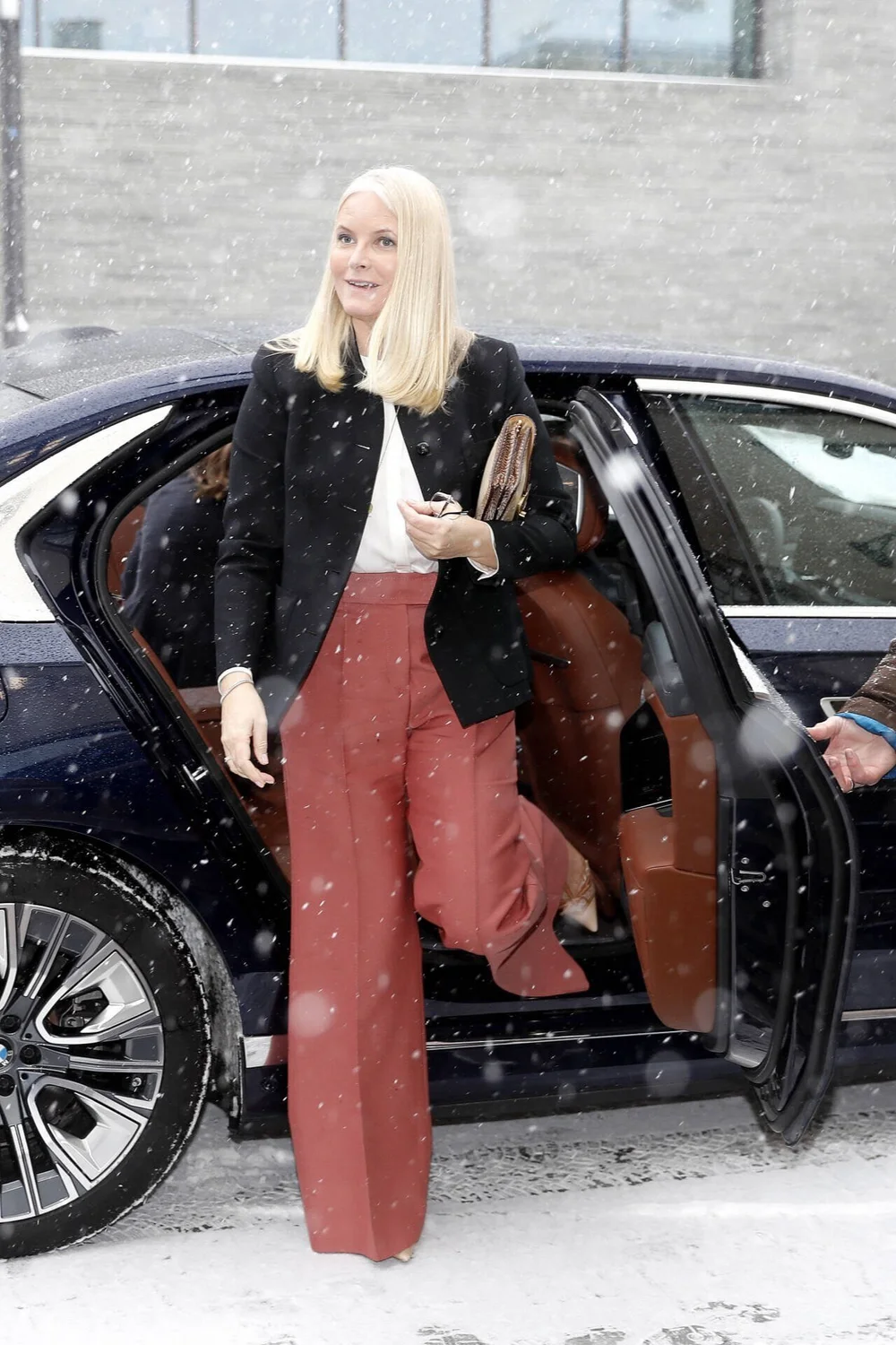 Crown Princess Mette-Marit Visits The International Library of Fashion ...