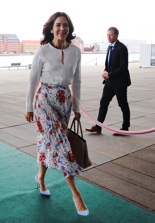 Crown Princess Mary Attends Global Fashion Summit: Copenhagen Edition ...