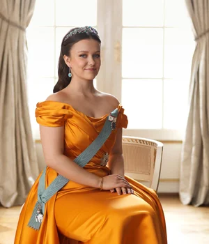 Official Portraits of Princess Isabella — Royal Portraits Gallery