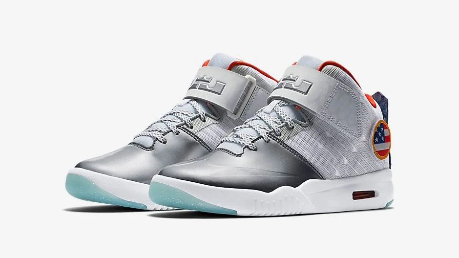 nike-air-lebron-akronite-3.jpg
