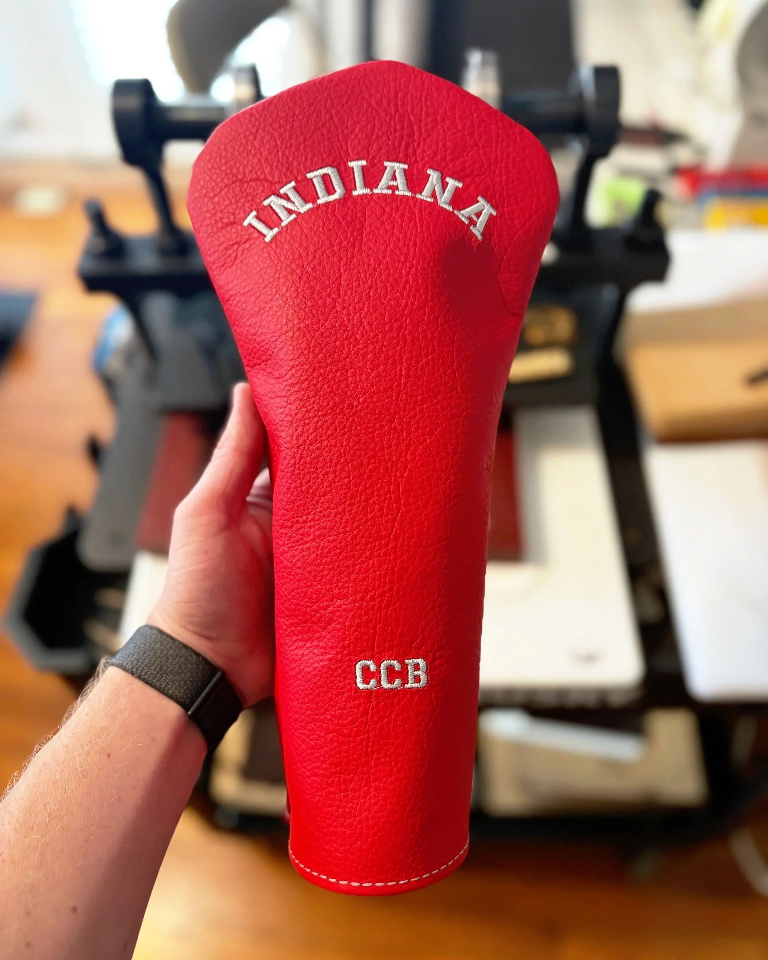 9b-indiana-hoosiers-leather-golf-headcover-driver-cover.jpg