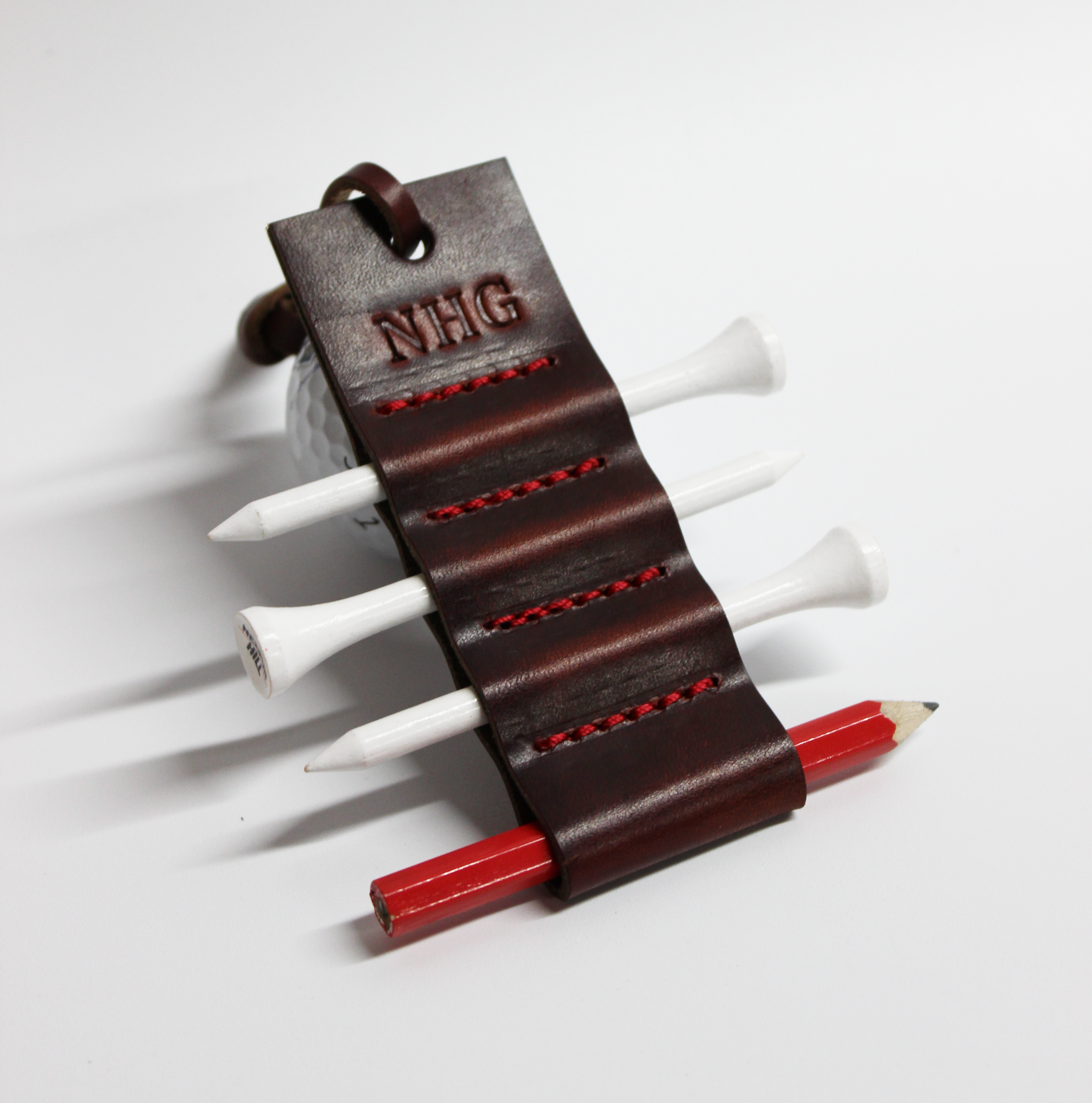 3-leather-golf-tee-holder-bag-tag-personalized-gift.png