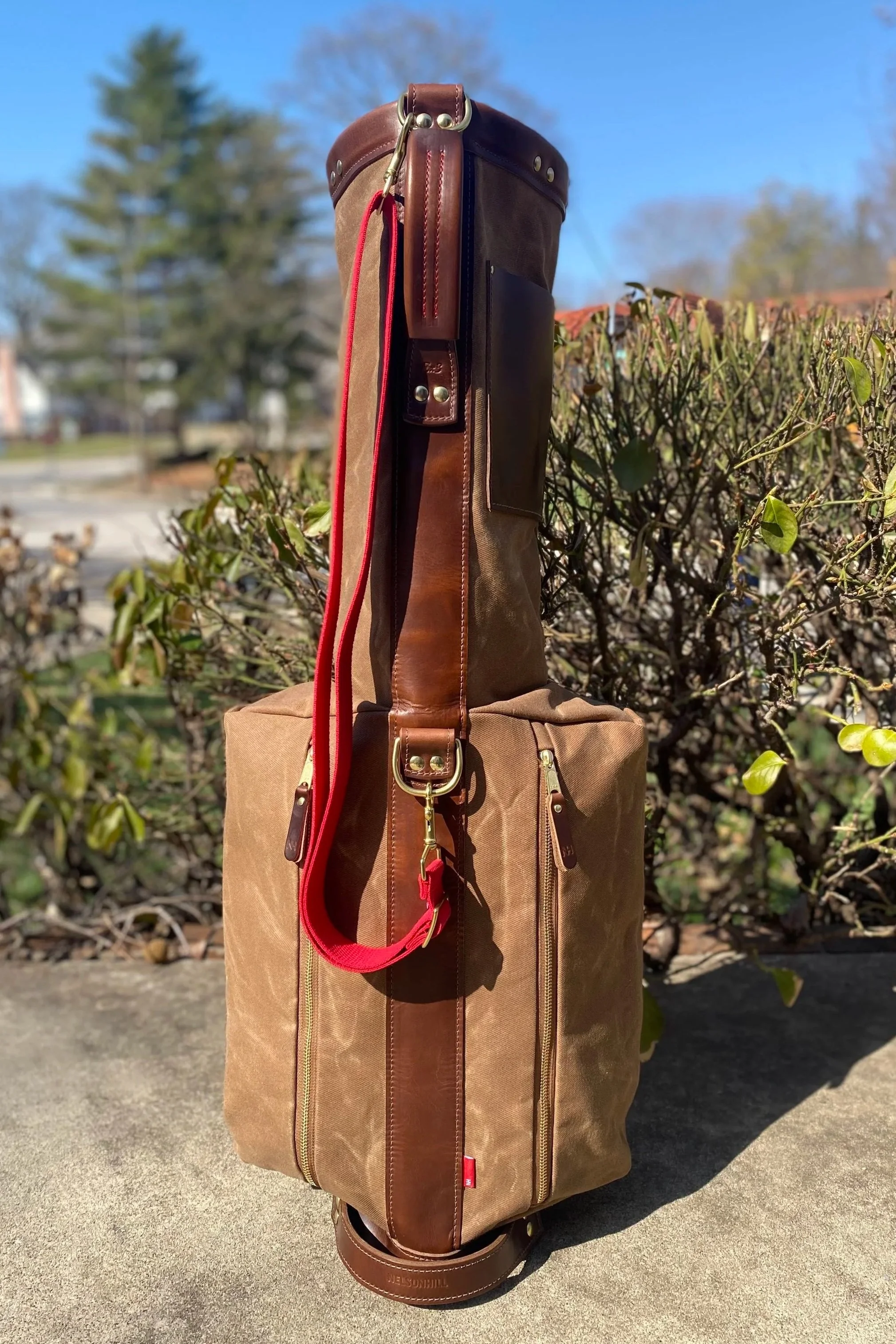 25-nelson-hill-original-leather-sunday-golf-bag.jpg