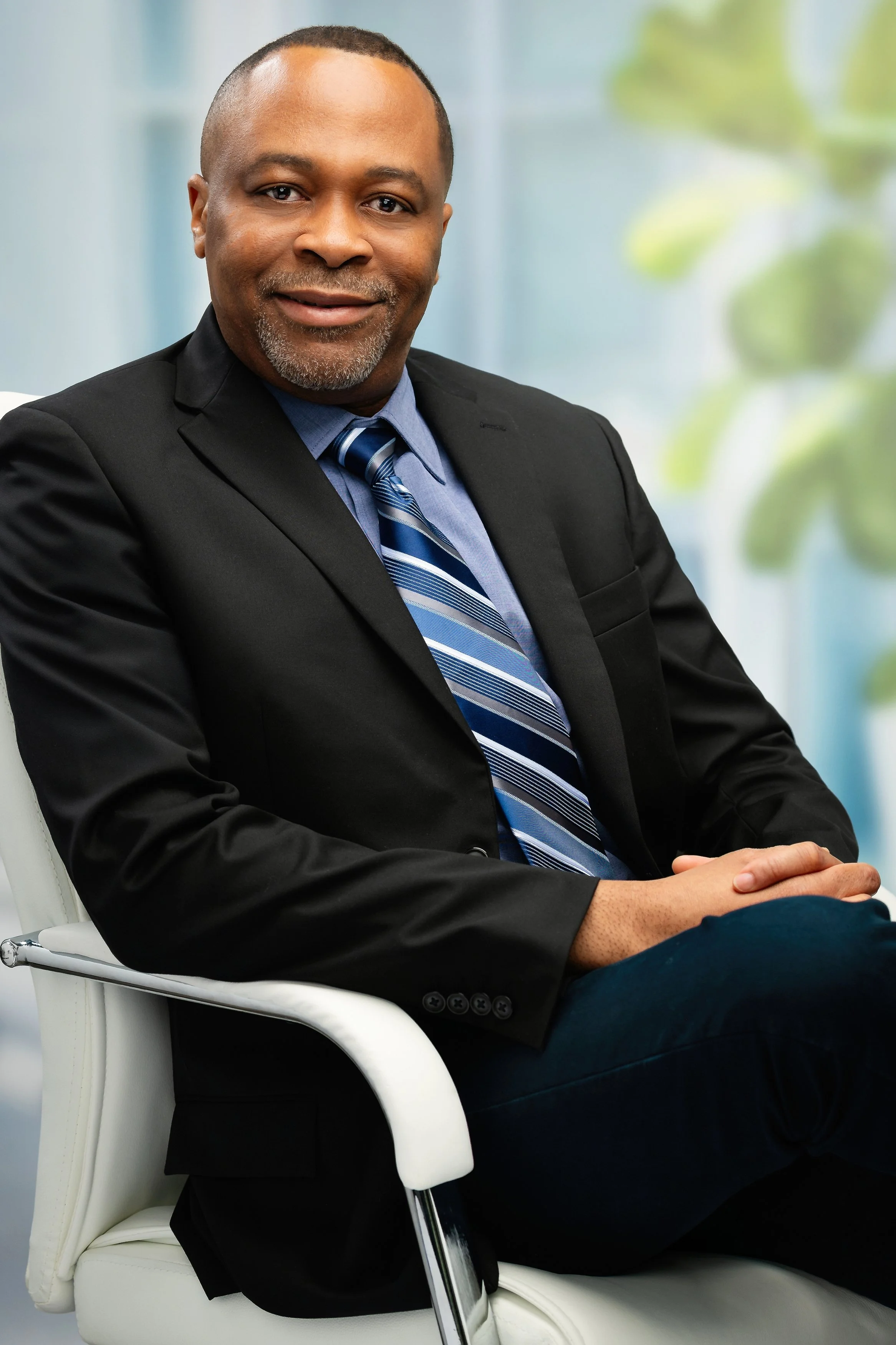 Dr. Nweke-685-ExposureX5685PRINT.JPG