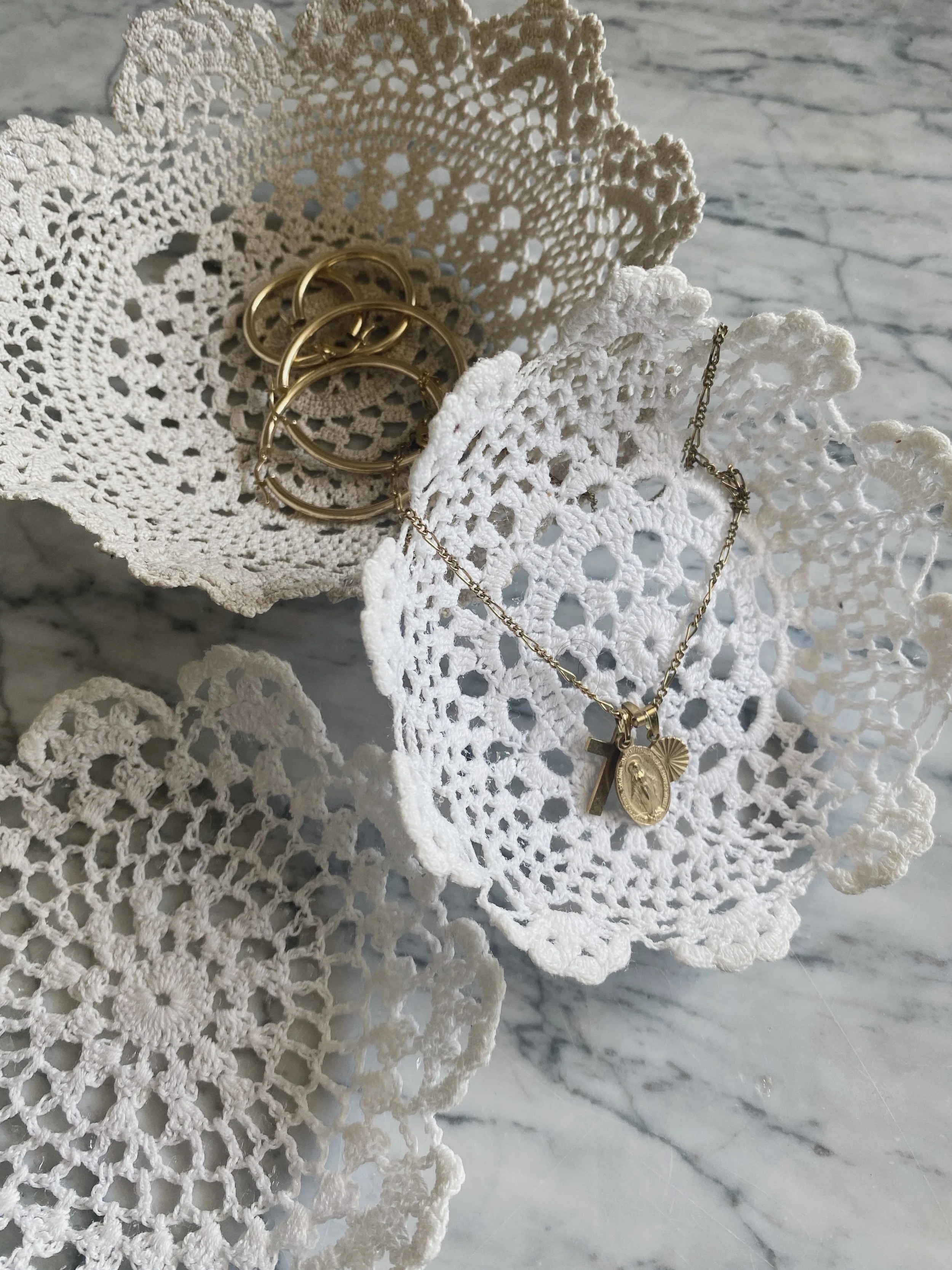 DIY -Nonna Inspired Lace Bowls 