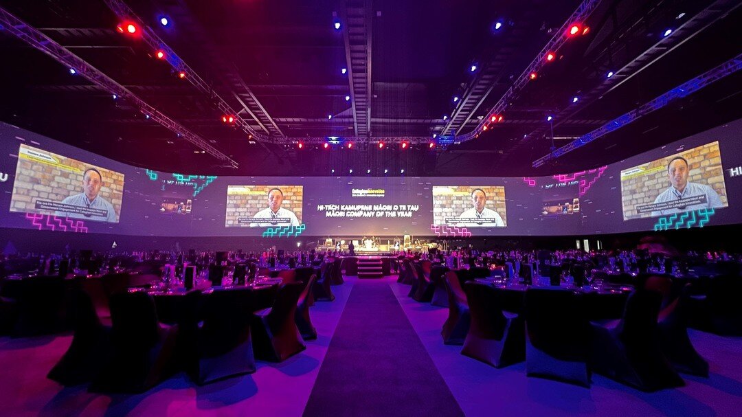 || 2022 Hi Tech Awards ||

In August we looked after the 2022 Hi Tech Awards at TSB Arena in Wellington. We looked after full production for this one, including content creation. We purchased another large projection surface, this one measuring 110m 