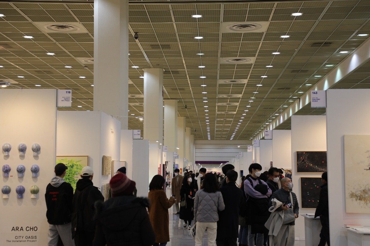  This art is selected to SEOUL ART SHOW 2021. This is the biggest art market show in South Korea where more than 150 galleries participate including Jeff Koons and David Howkney. 