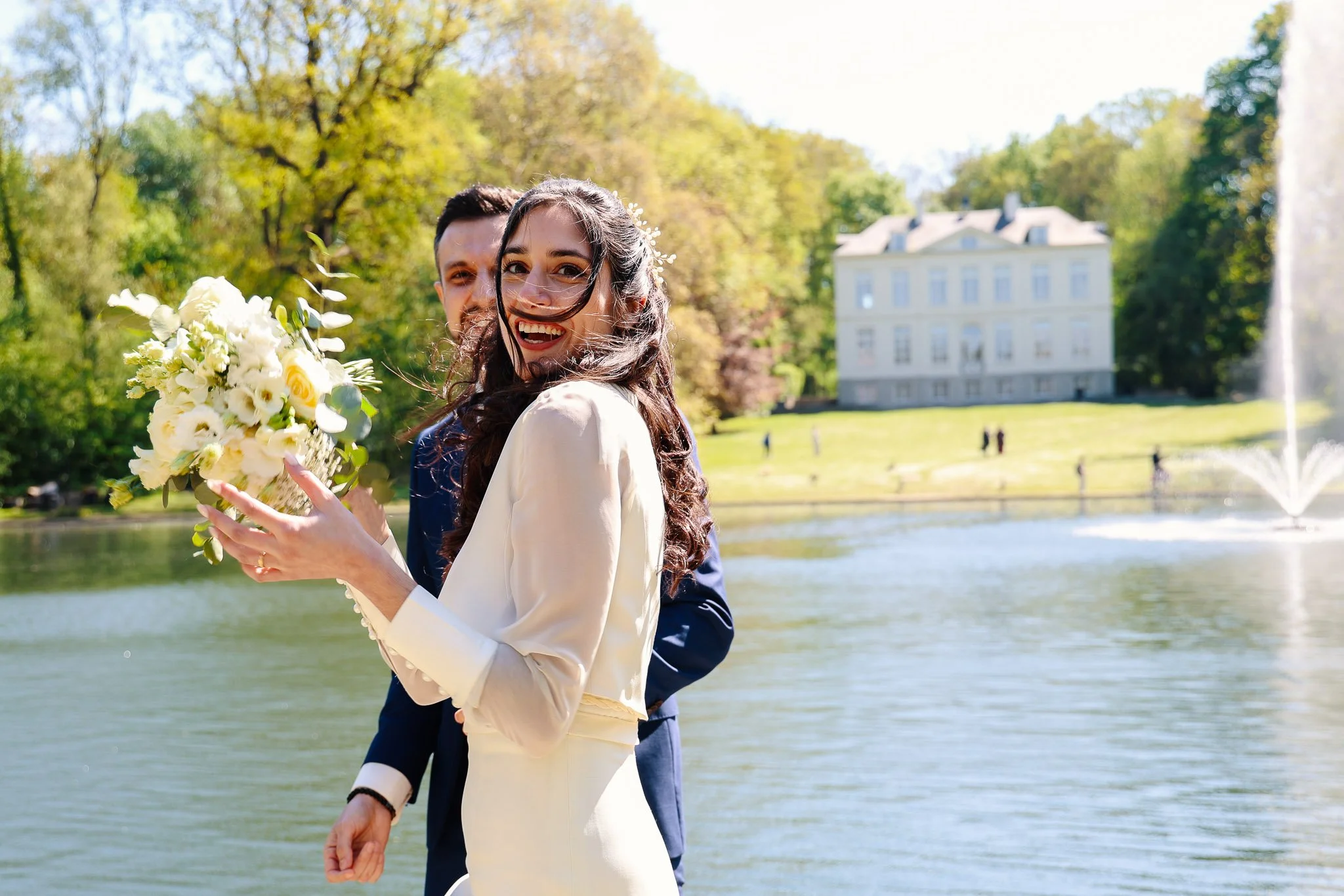 Un mariage de printemps élégant au Château Malou à Bruxelles.