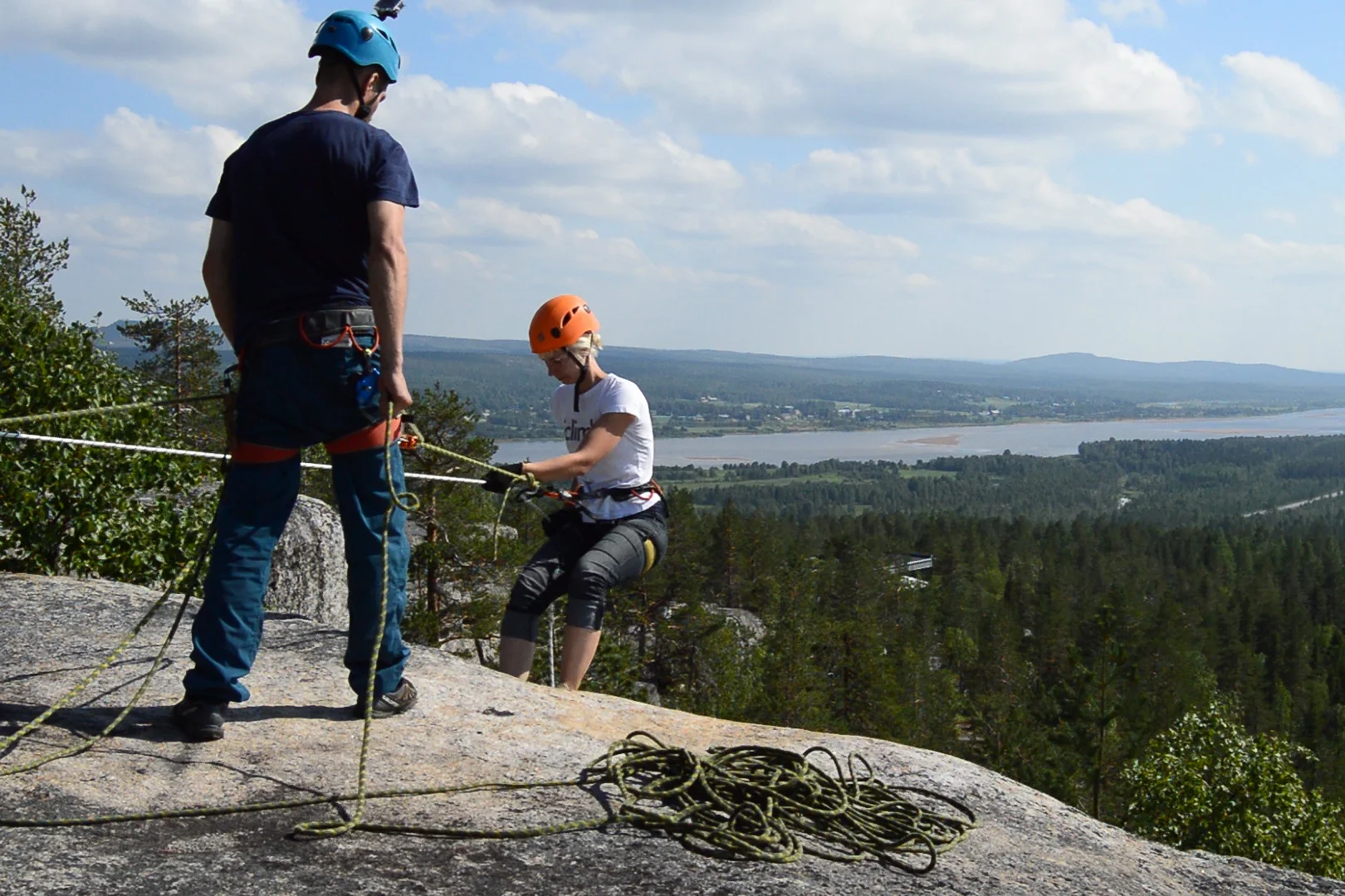 Rappelling Luppio Mountain Phegl Övertorneå