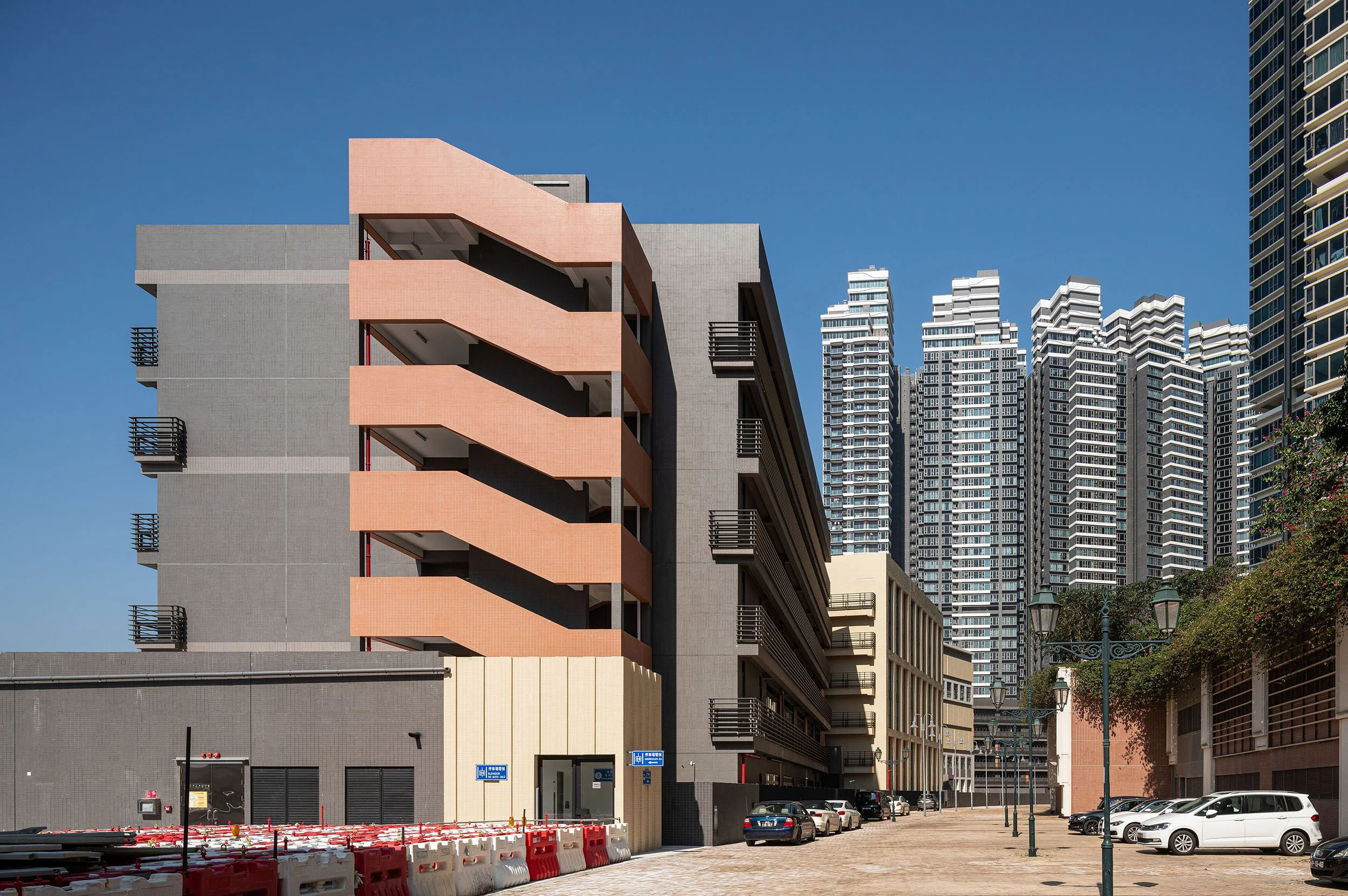 OneOasis School5.jpg