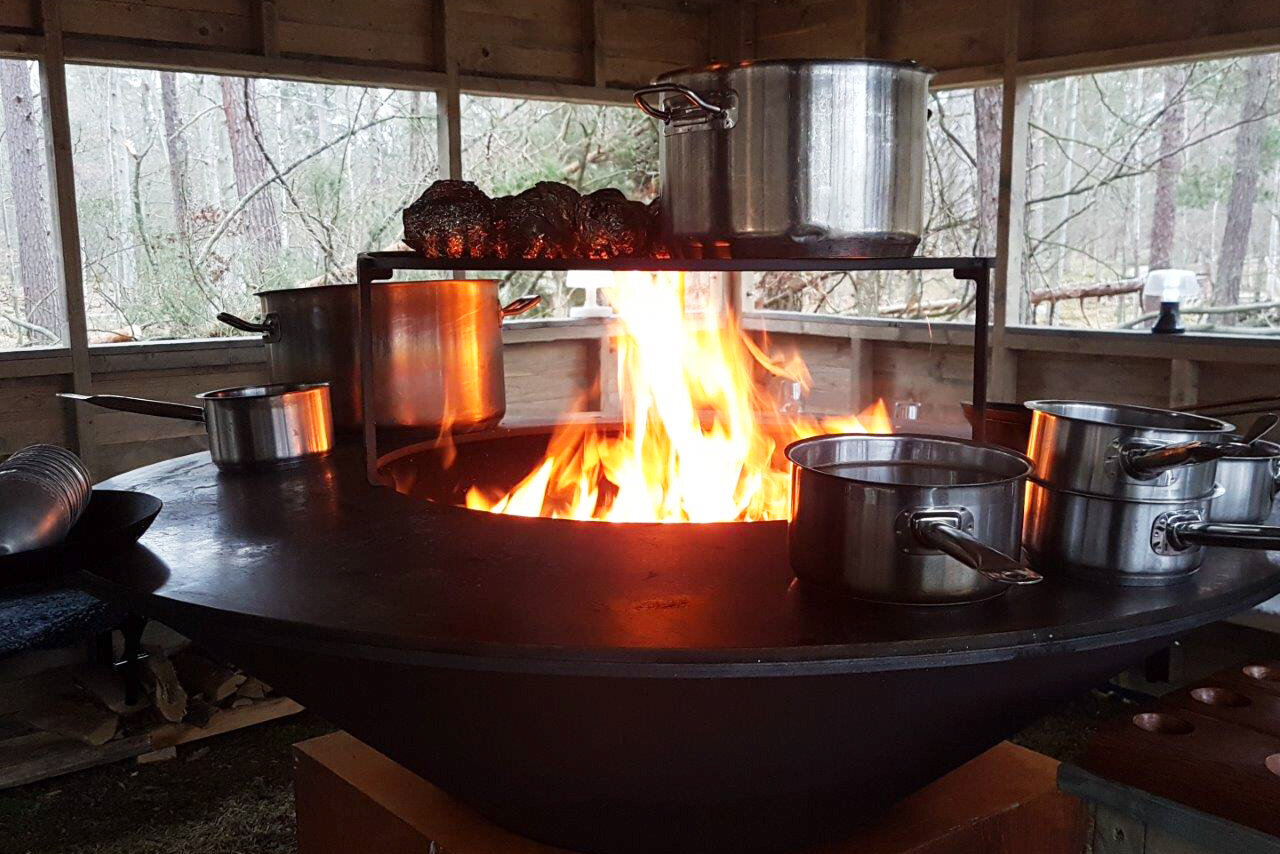 eriksberg-outdoor-cooking.jpg