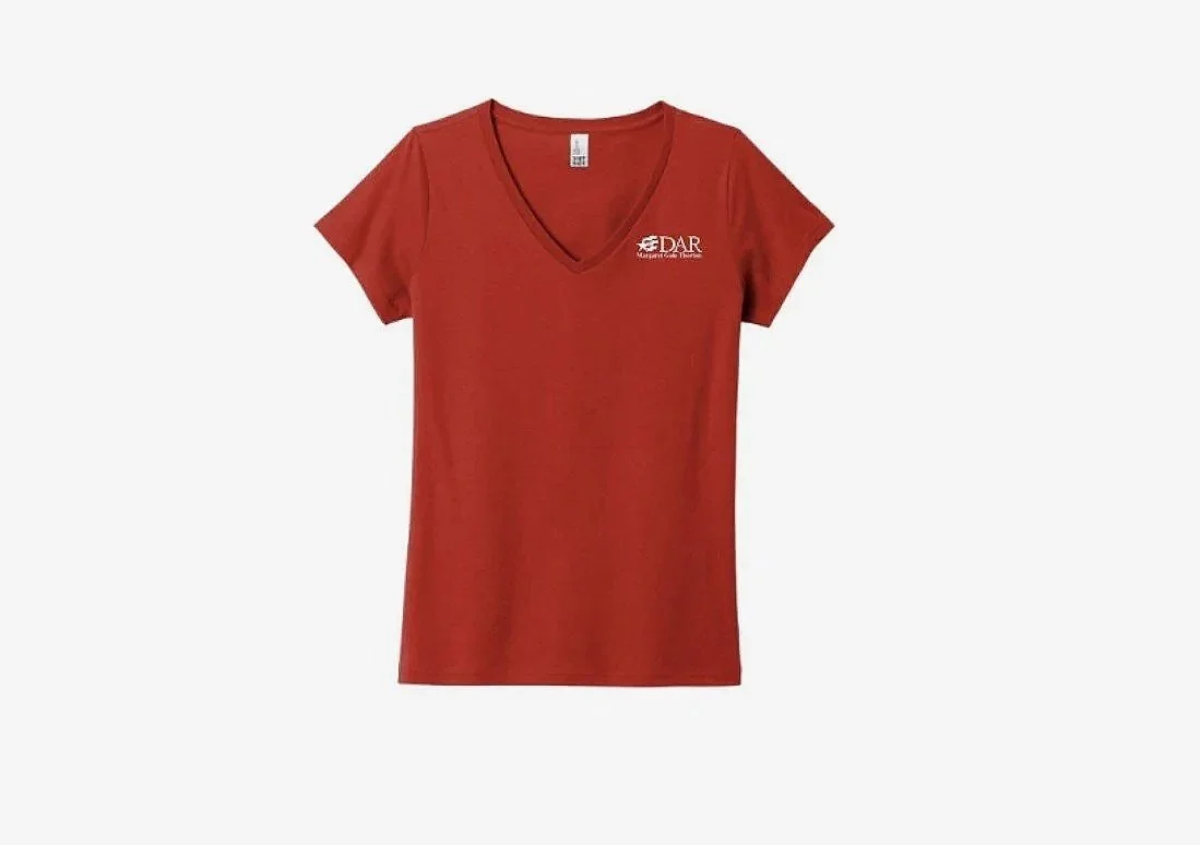 DAR Women's V-neck tee Red DT5002