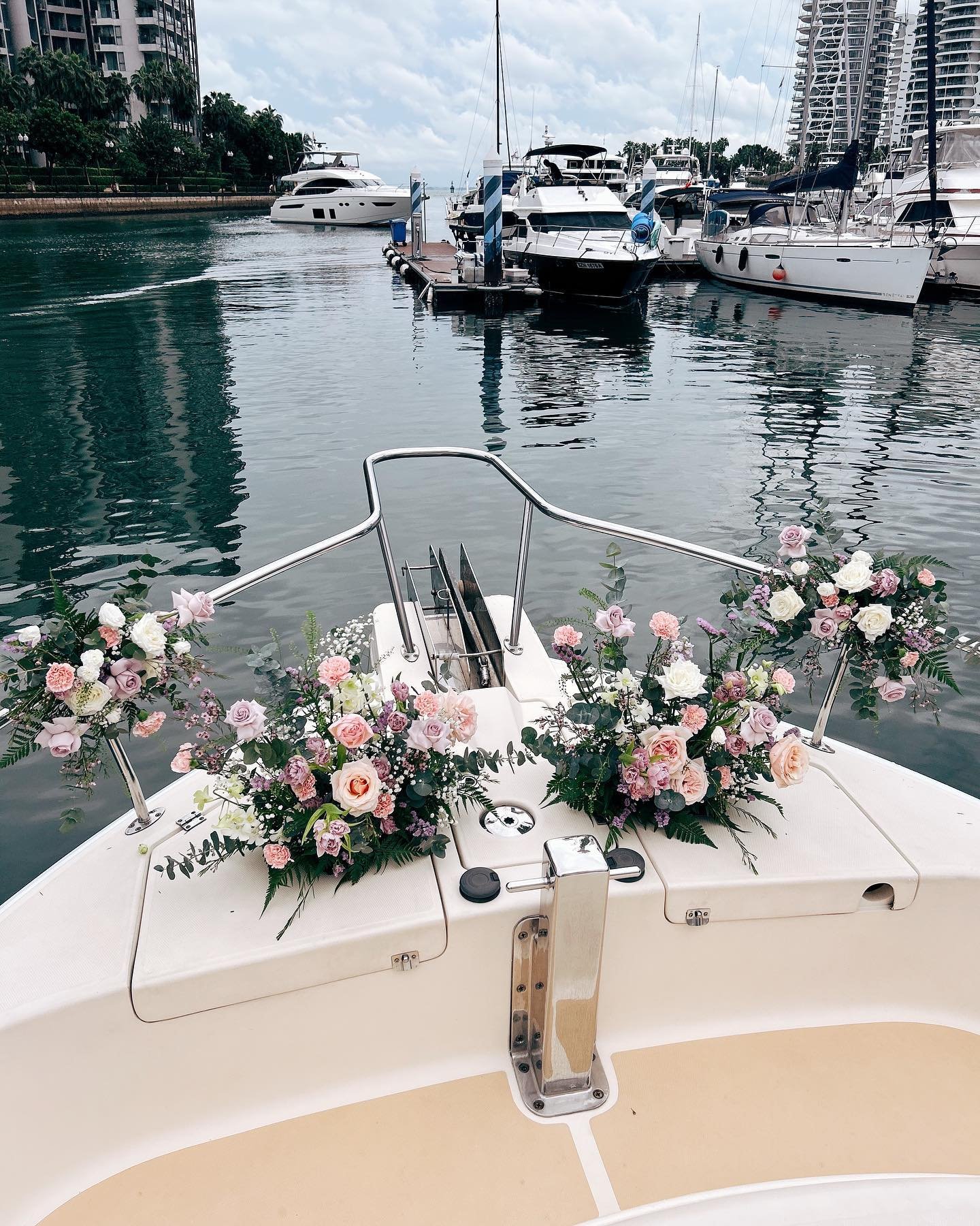 Yacht Flower Decoration