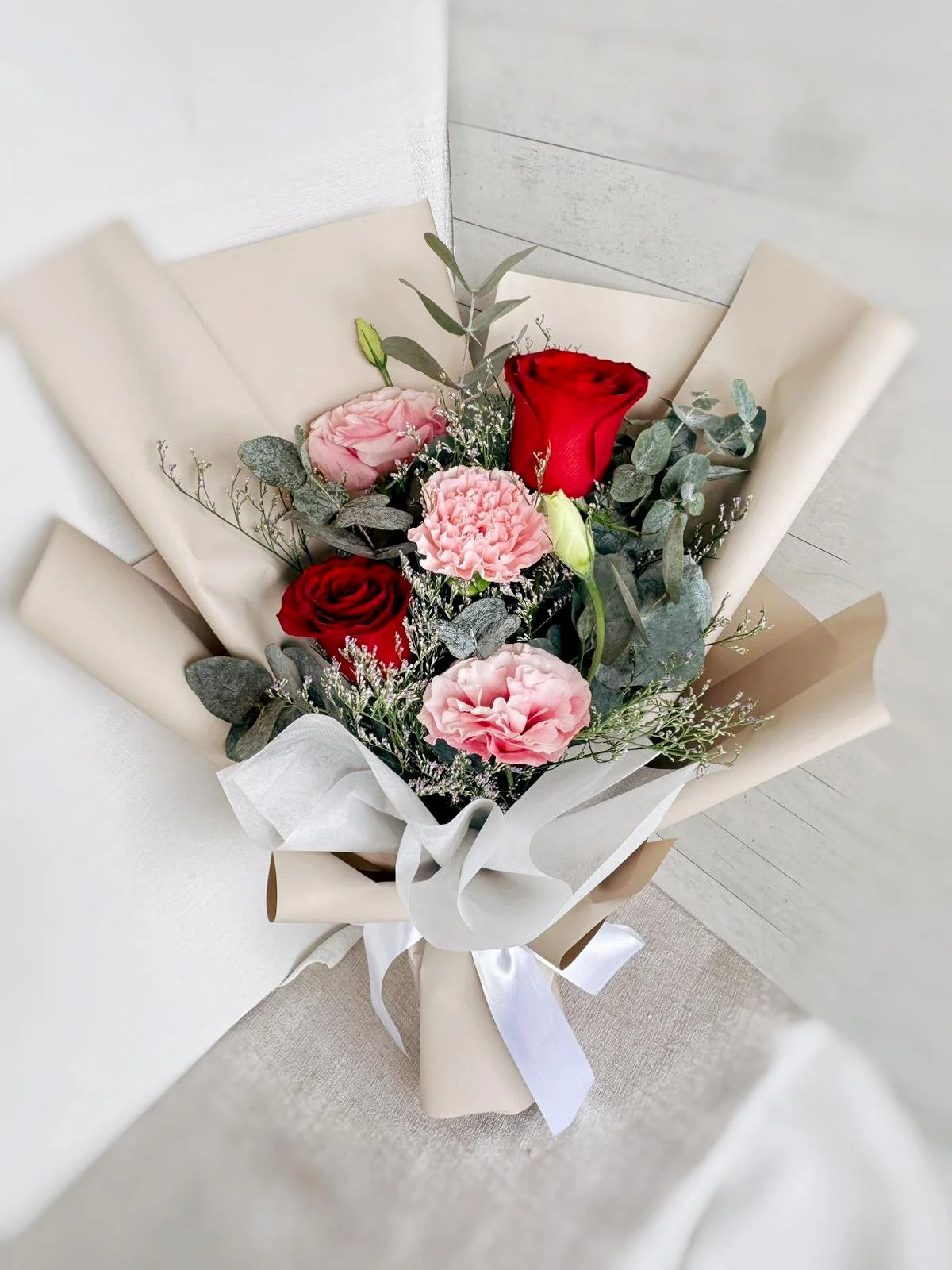 B - 5 stalks red $50.90.jpeg