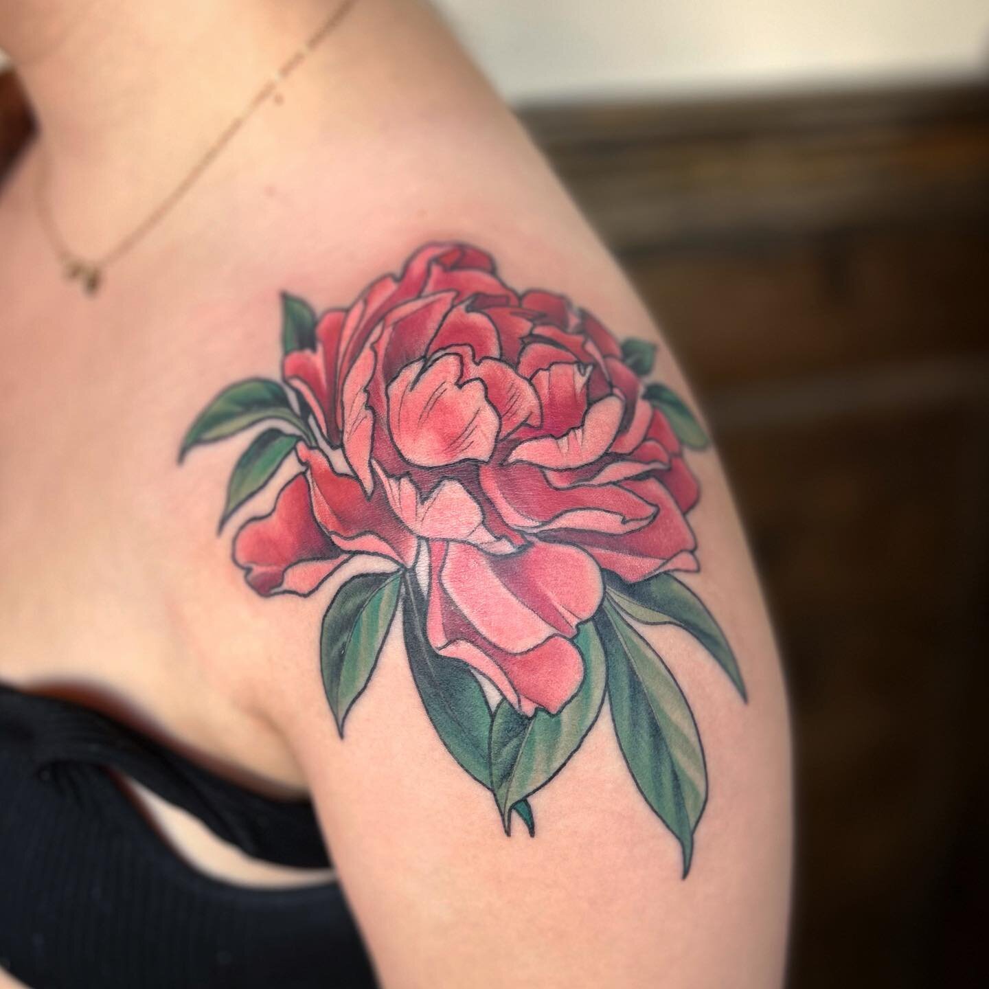 Love a simple bloom all on its own- so impactful! Thanks so much Megan 🌸
*
Made @houndstoothtattoo 
*
#tattoo #peonytattoo #flowertattoo #floraltattoo #botanicaltattoo #botanicalillustration #botanicalart #illustrativetattoo #naturetattoo #natureill