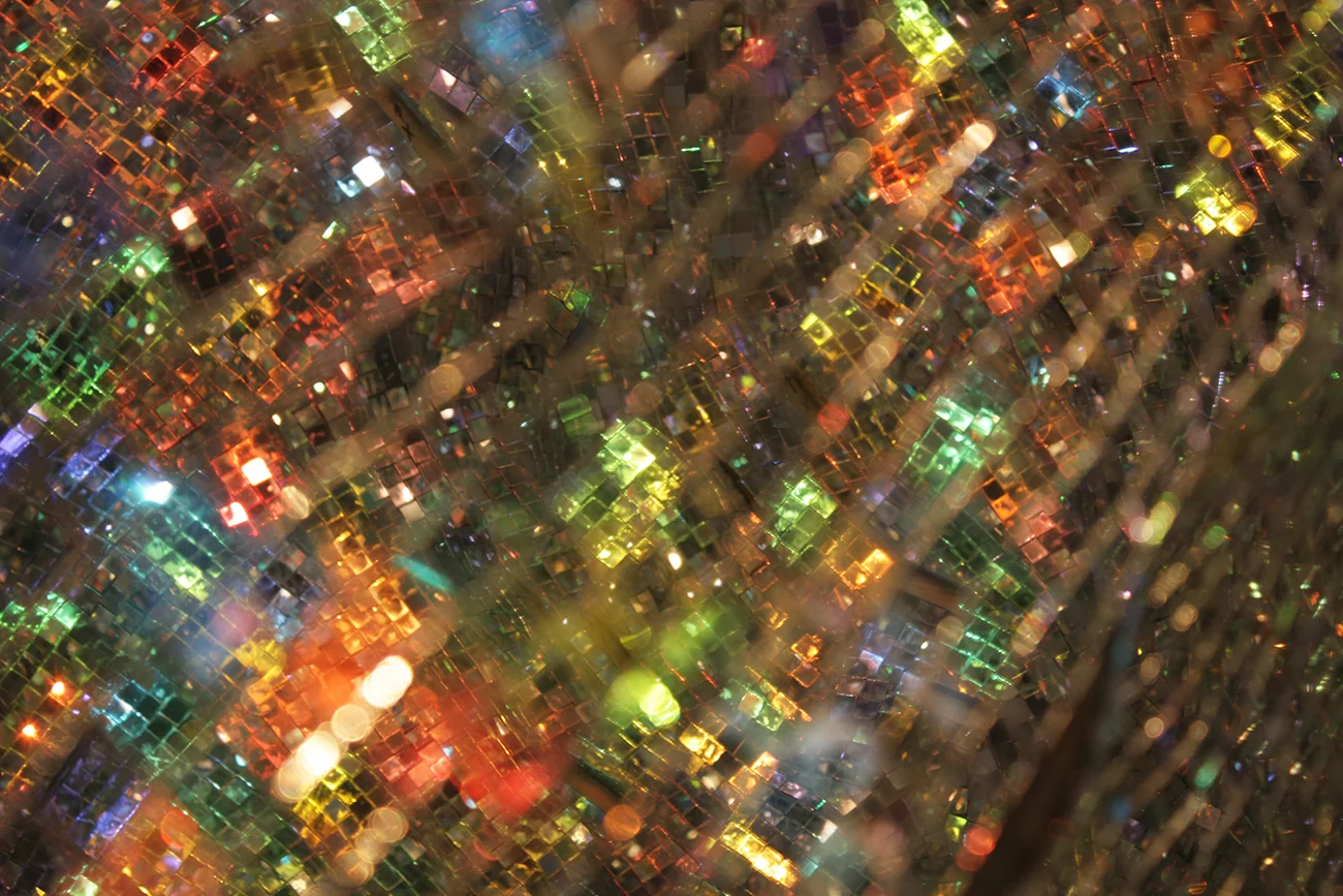   ARK , fiberglass, hand-cut mirror, hologram, spotlight, audio, 5’ x 5.5’ x 8,’ 2010 (photo: Ryan Scott) 