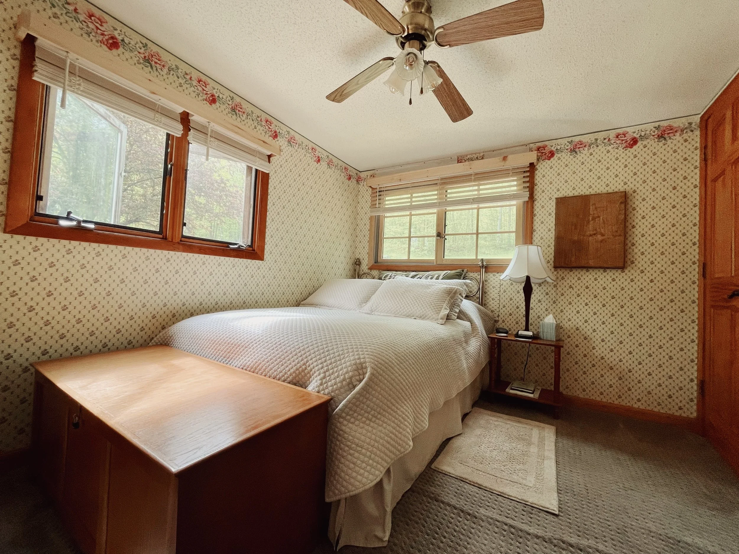 bedroom02.jpg