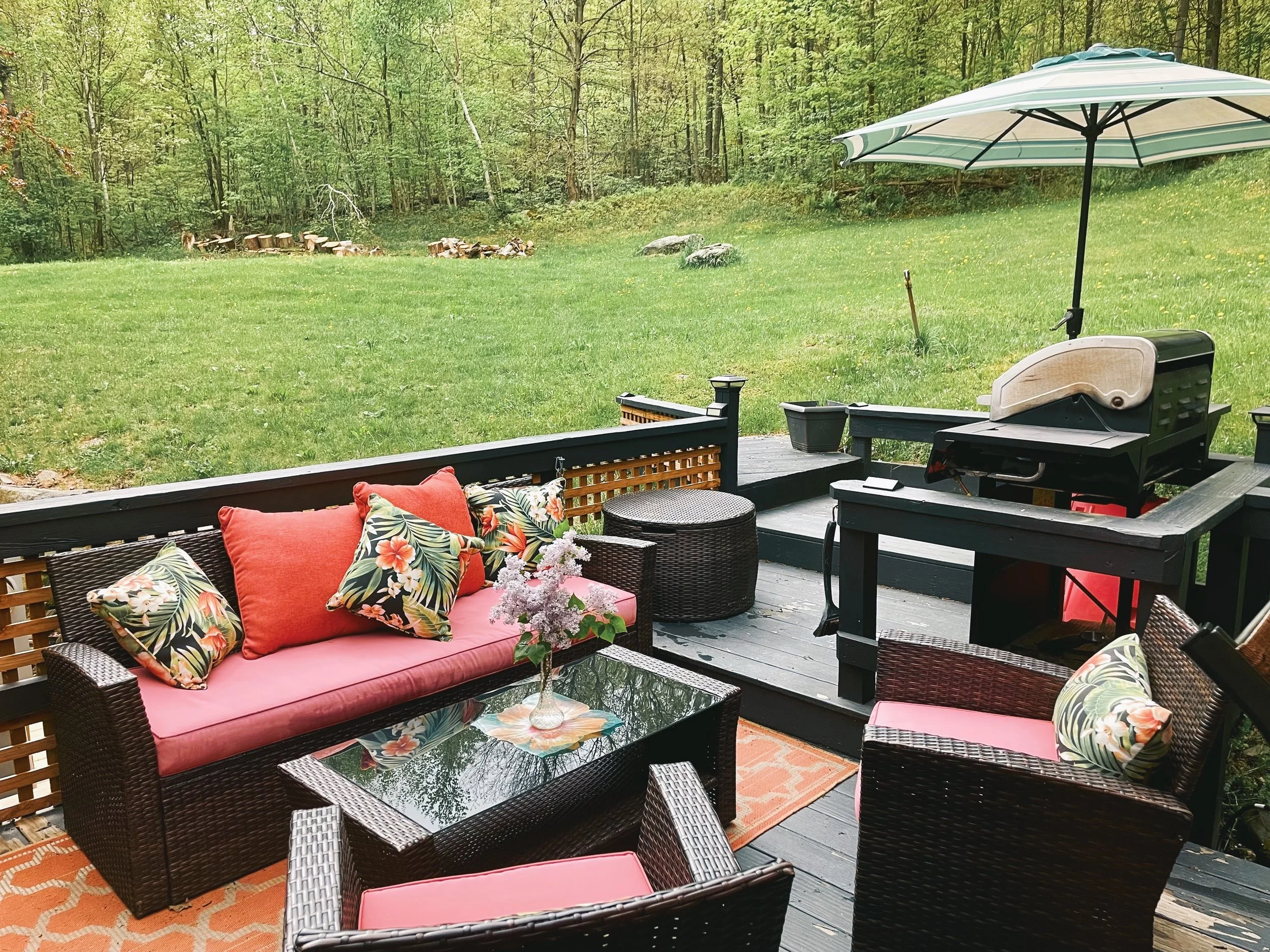 patio02.jpg
