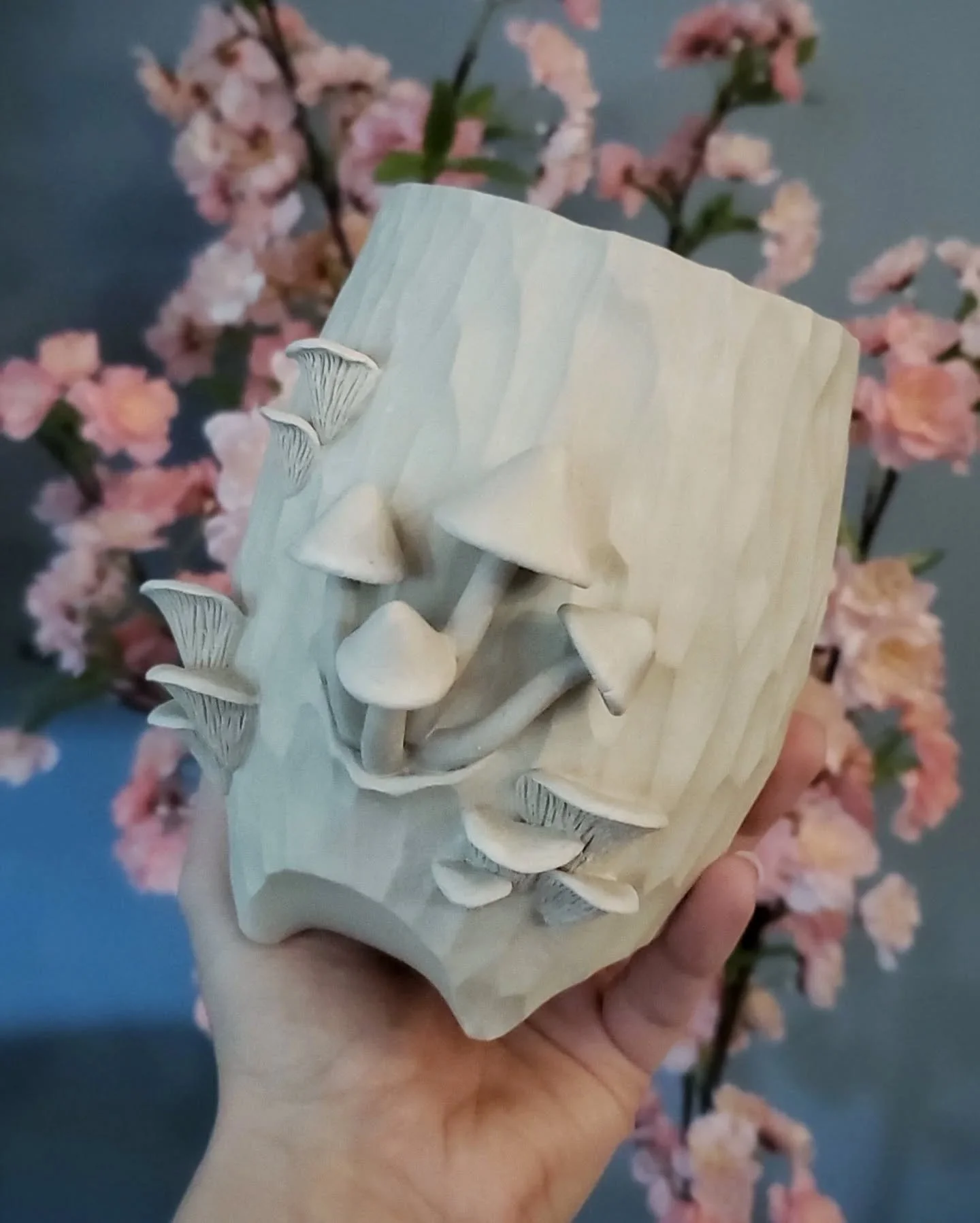 Getting this baddy bisque fired this week 🍄 What are your favorite colors for mushrooms? I usually try for fantasy style colors for shroomies you wouldn't normally see, but then I always come across some pics on reddit of some fun mushrooms that I n