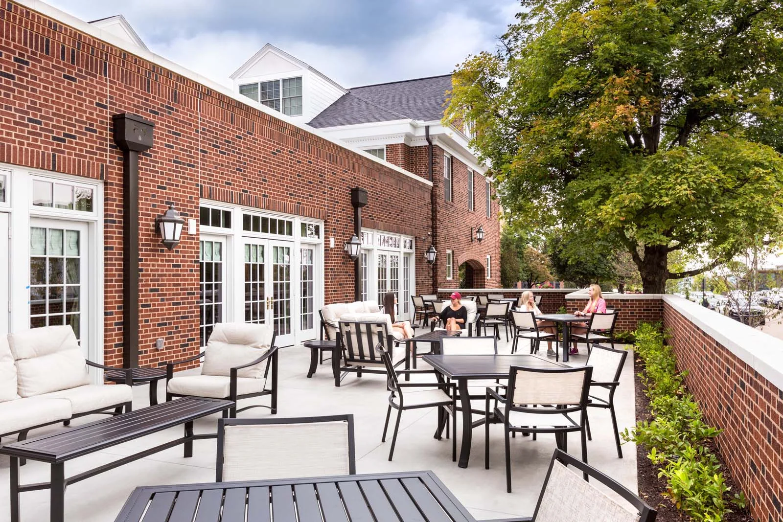 Chi_Omega-16.09.14-Patio-20a-web.jpg