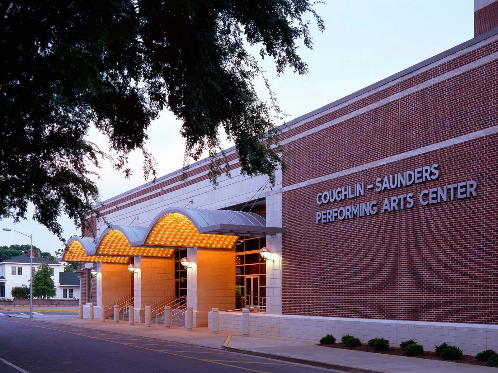 CSArtsCenter001.jpg
