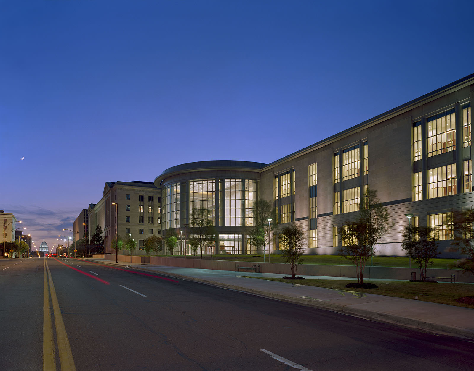 Richard Sheppard Arnold

 

  US Federal Courthouse    Civic Work →  