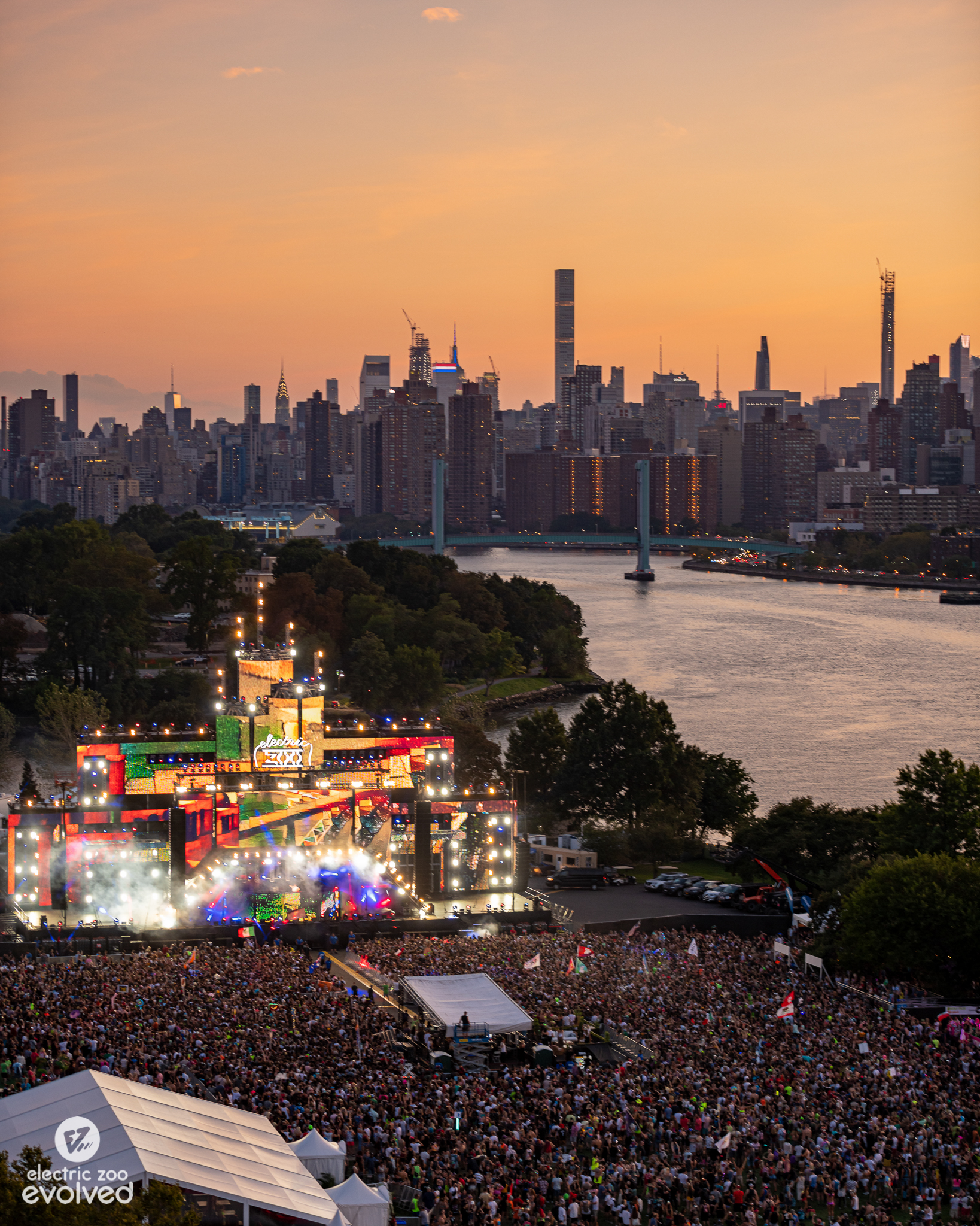 EZOO2019_0830_193848-9978_ALIVECOVERAGE.jpg