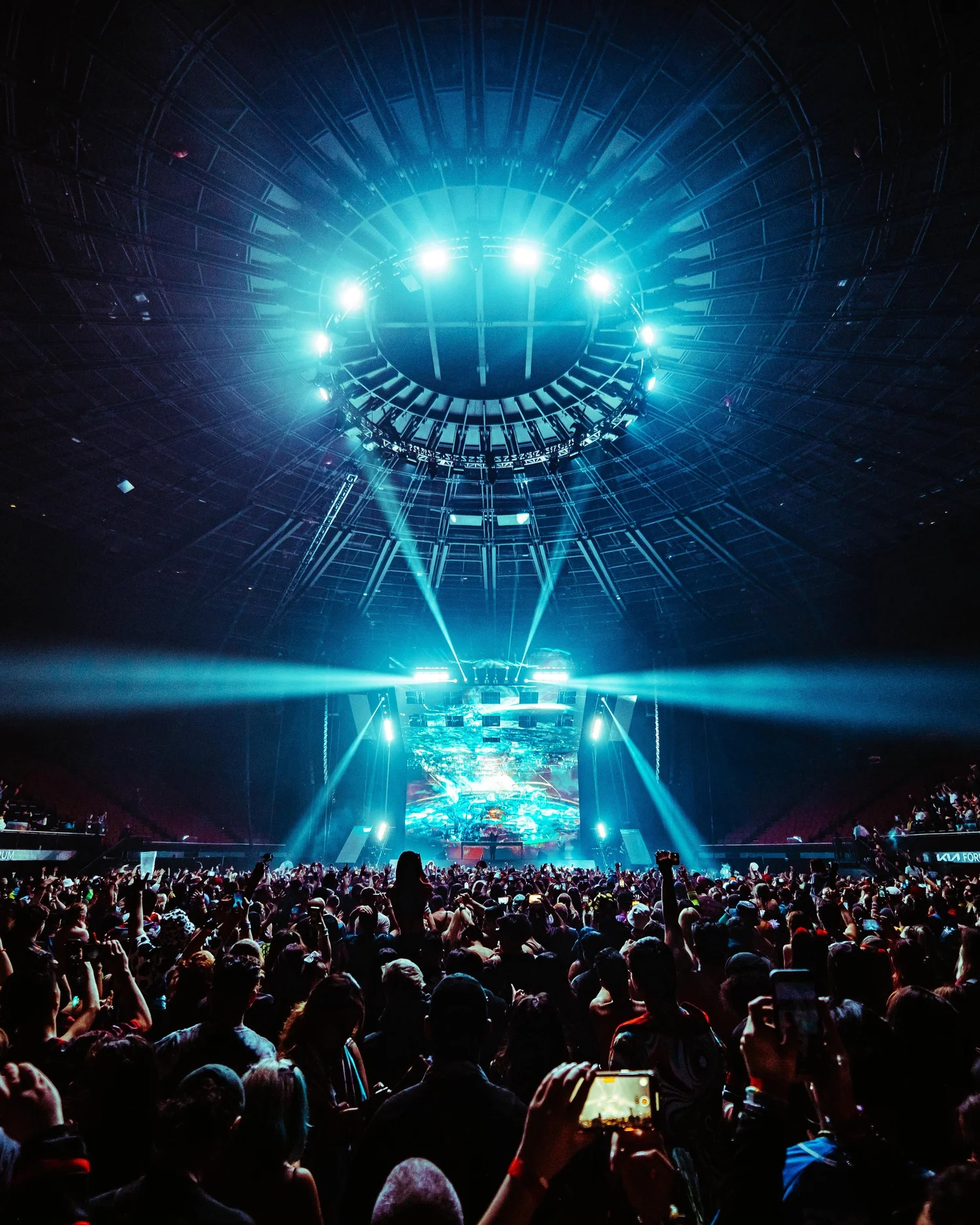 Photo & Visuals for Artists & Touring Musicians BRPHOTO