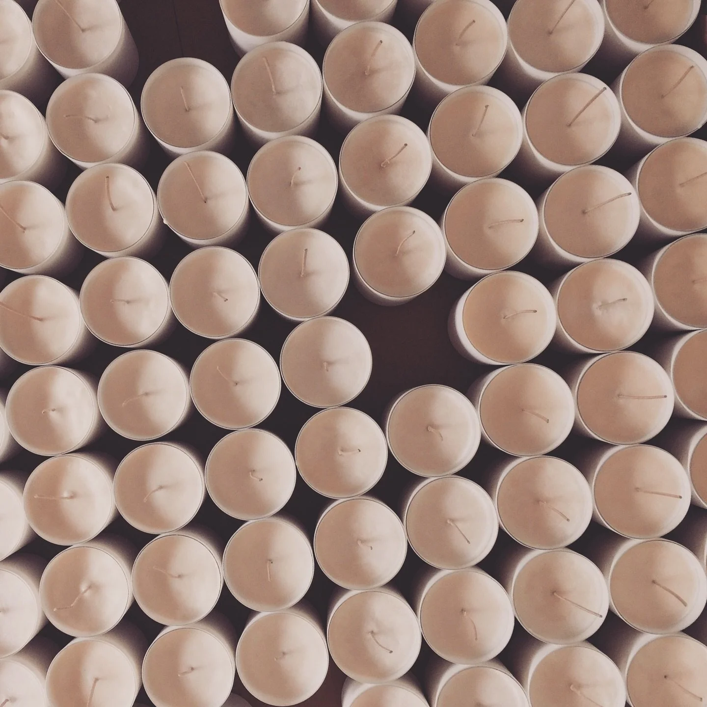 Lines and lines of all natural, plant wax, essential oil candles.

All ready to glow 🌟

We love making our candles to order but we also love getting ahead of the game, when busy times suggest that would be a sensible thing to do.

Fresh batches sett