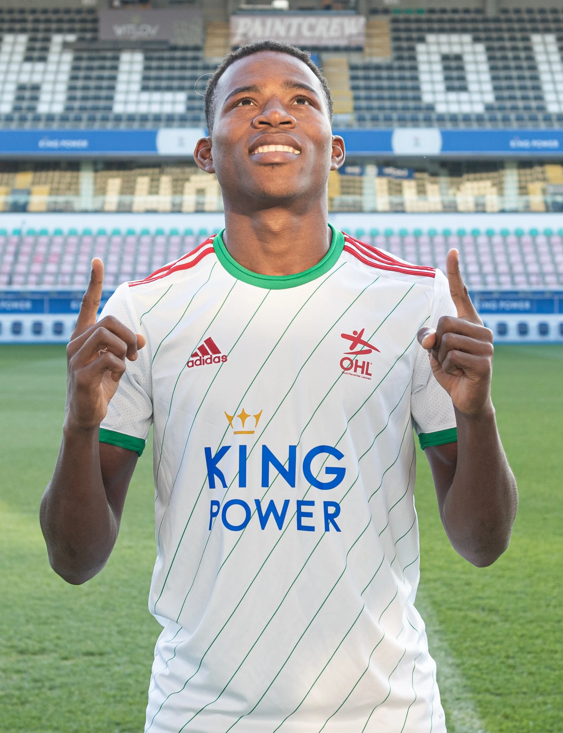 Cedrik Gbo signe à Oud-Herverlee Louvain