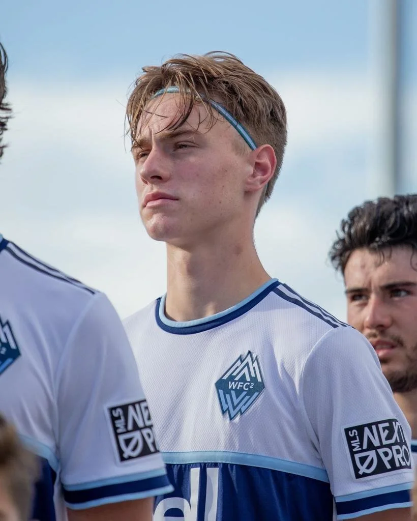 Obelisq signs Finn Linder