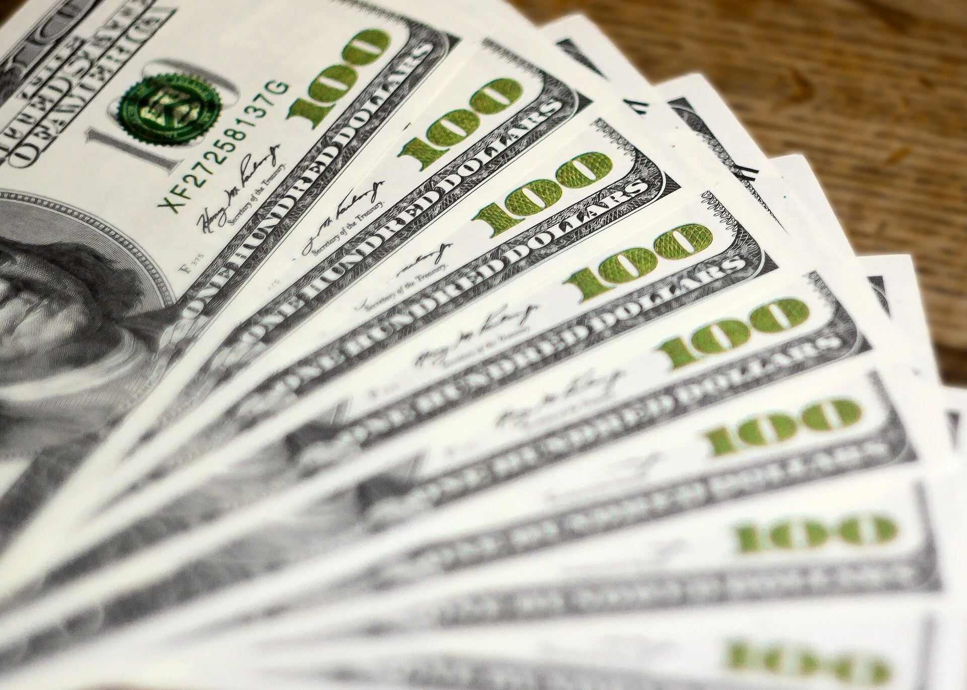 Eight Ways to Spot a Counterfeit Bill