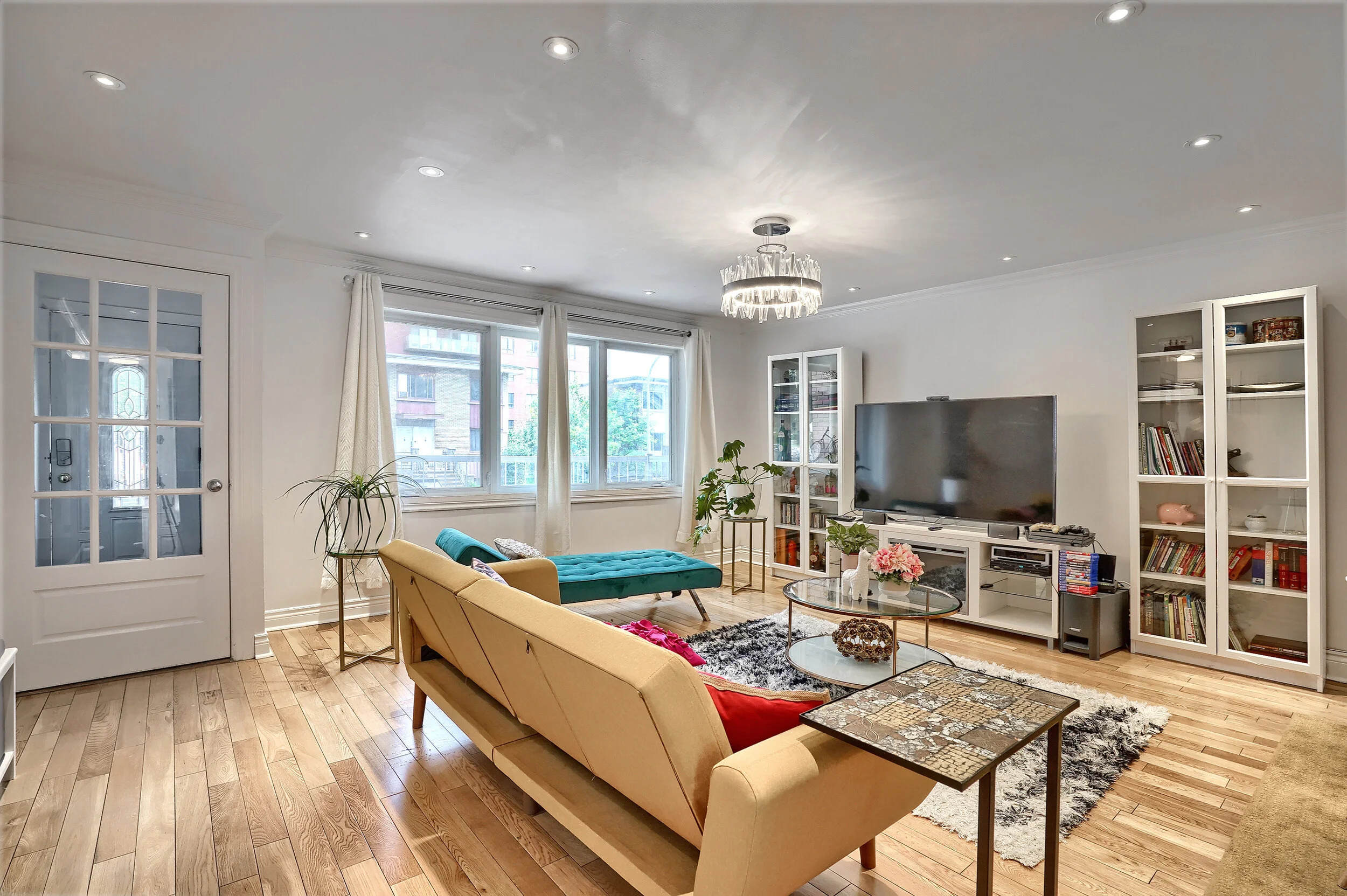 5786-5788 Av. Trinity — Your Site Title